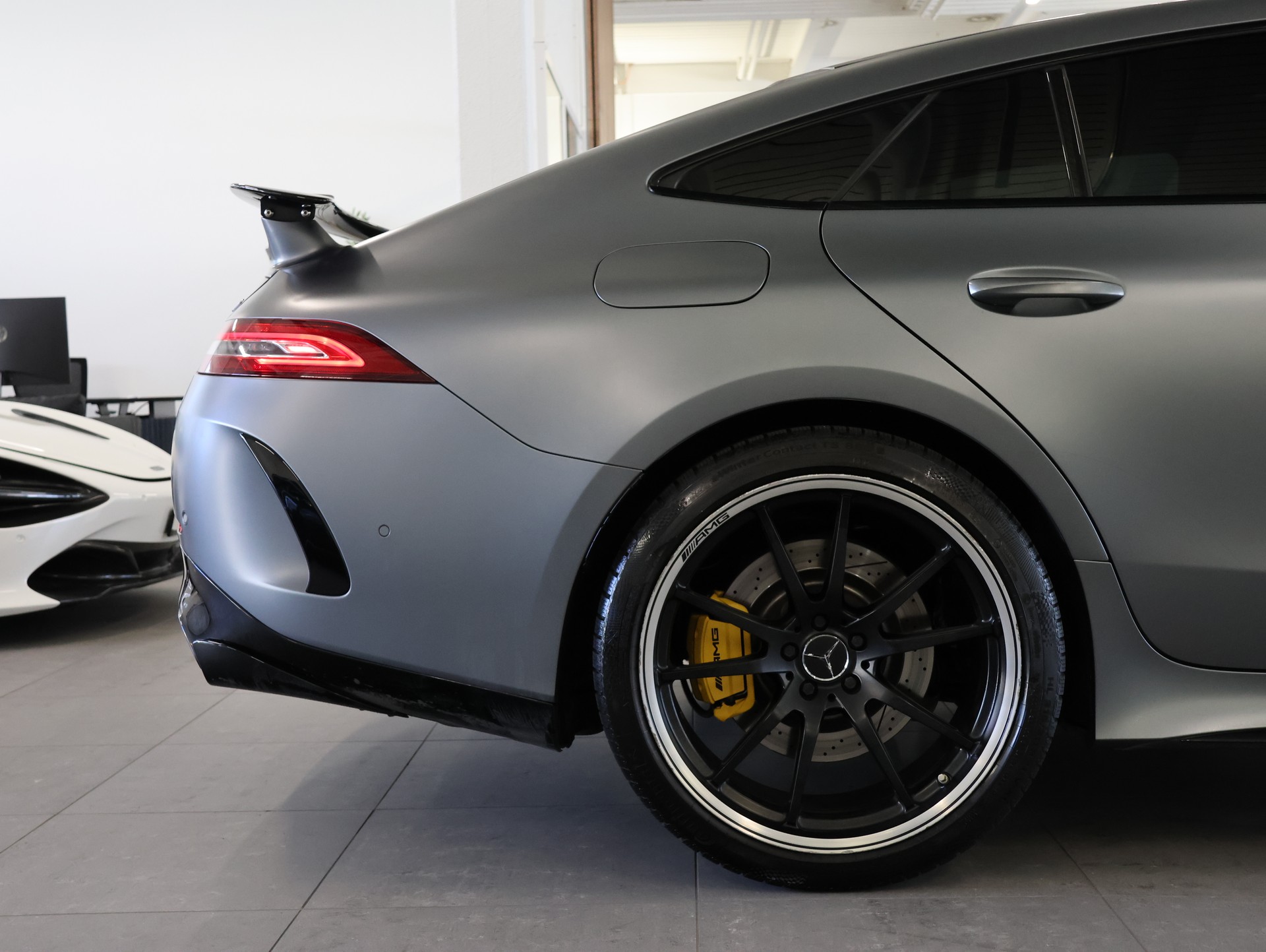 MERCEDES-BENZ AMG GT 4 63 S 4Matic+ Speedshift MCT *AMG Performance* *Burmester* *360 Kamera*-image-12