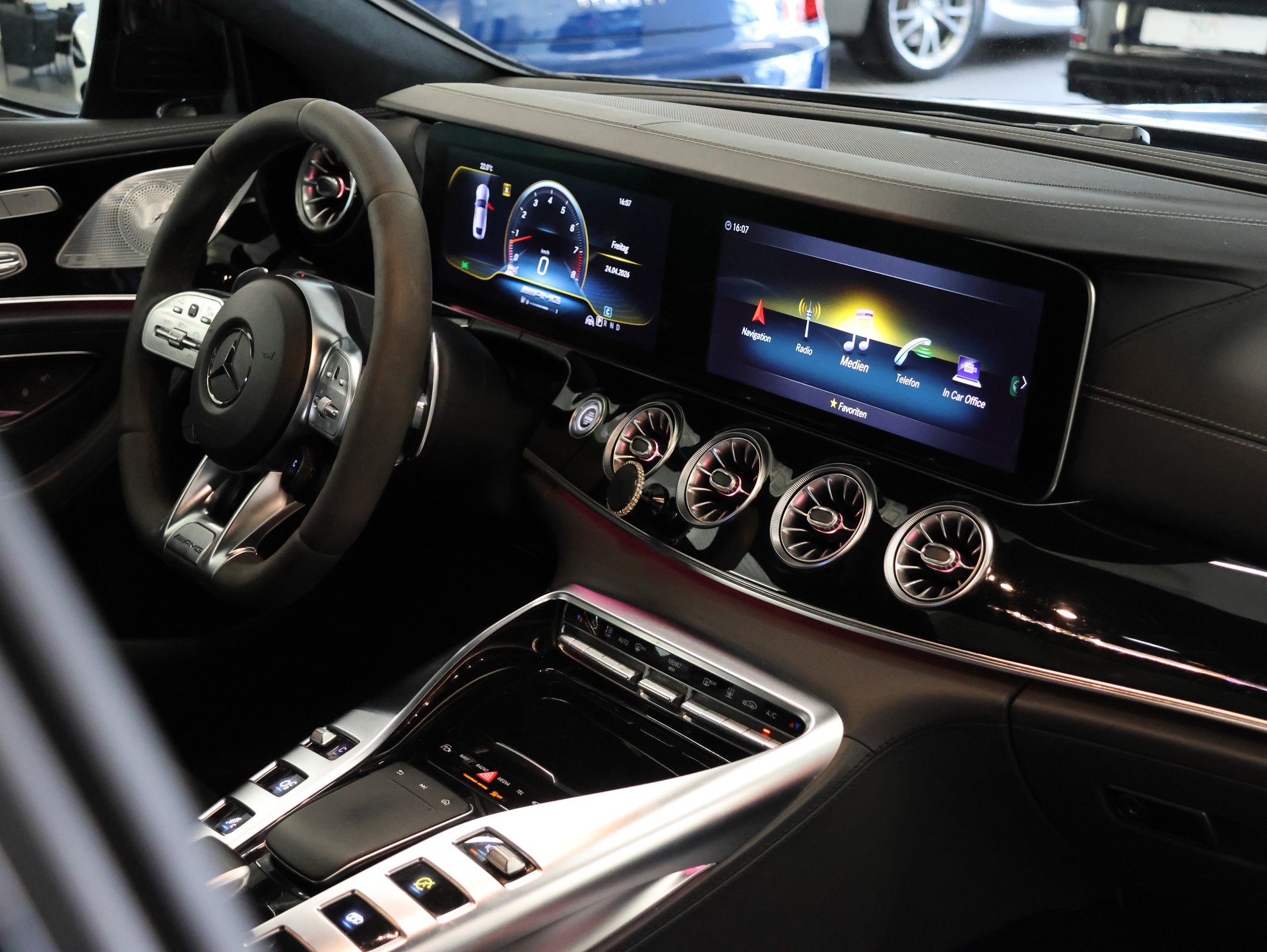 MERCEDES-BENZ AMG GT 4 63 S 4Matic+ Speedshift MCT *AMG Performance* *Burmester* *360 Kamera*-image-23