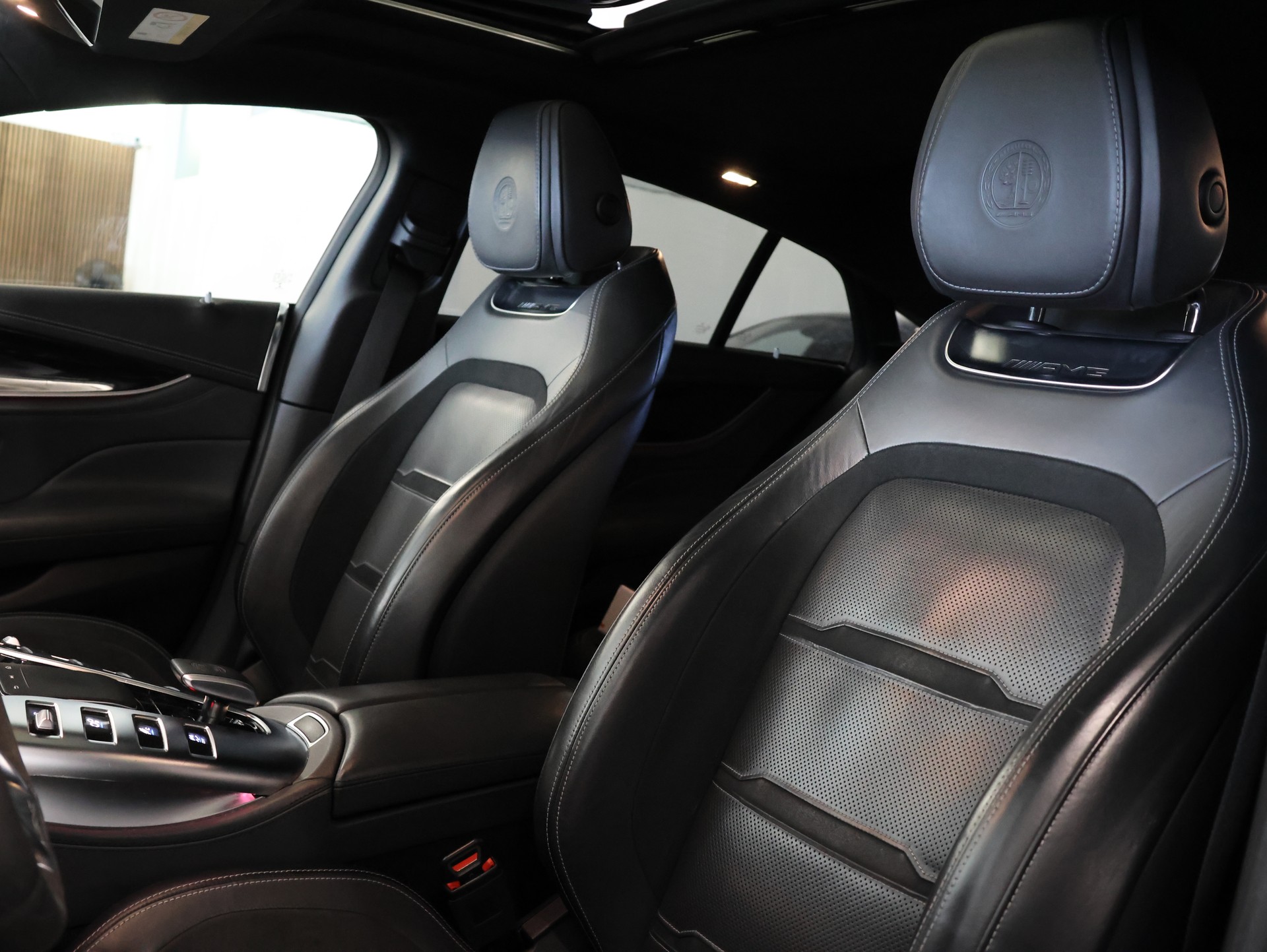 MERCEDES-BENZ AMG GT 4 63 S 4Matic+ Speedshift MCT *AMG Performance* *Burmester* *360 Kamera*-image-19