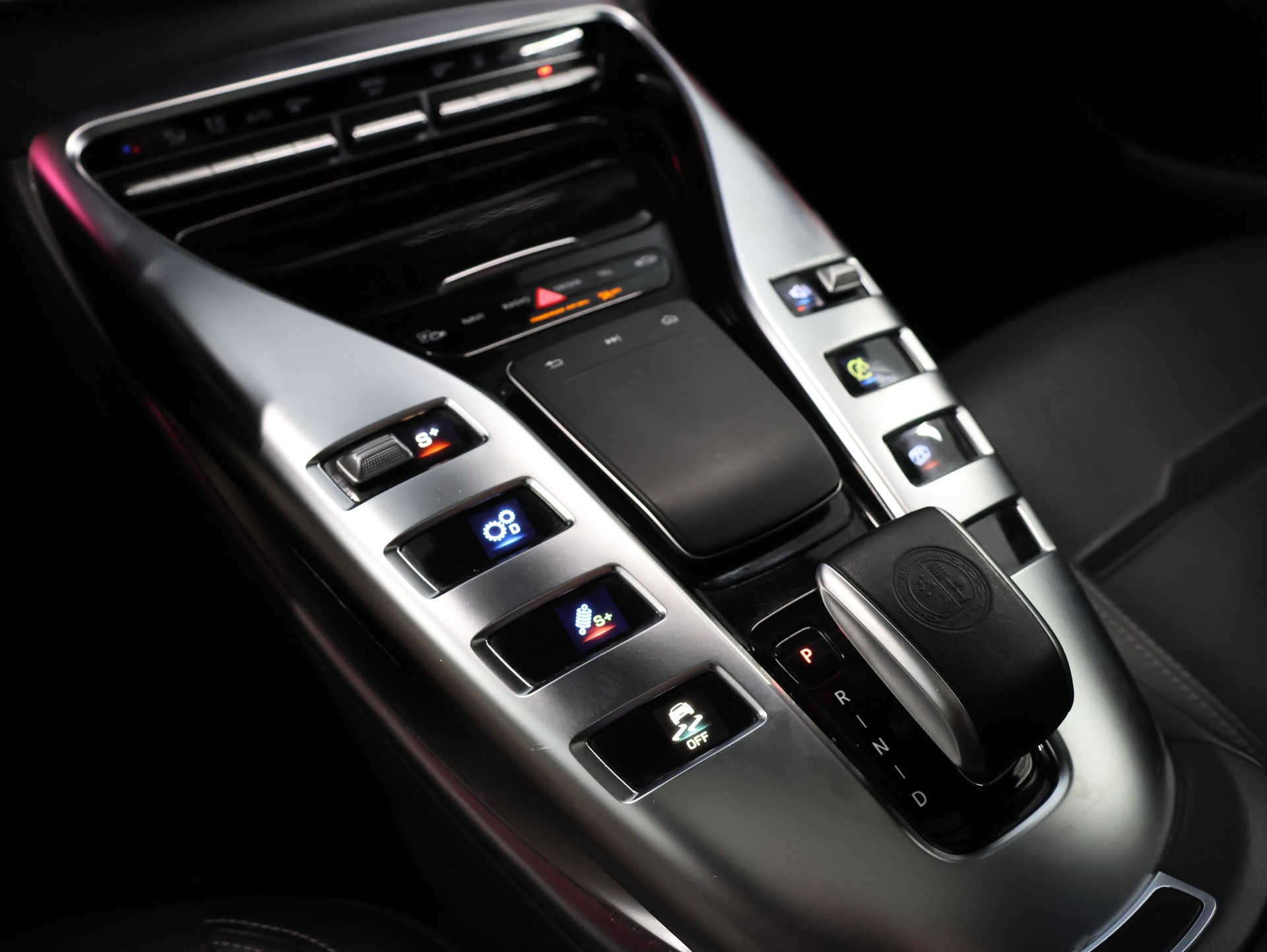 MERCEDES-BENZ AMG GT 4 63 S 4Matic+ Speedshift MCT *AMG Performance* *Burmester* *360 Kamera*-image-33