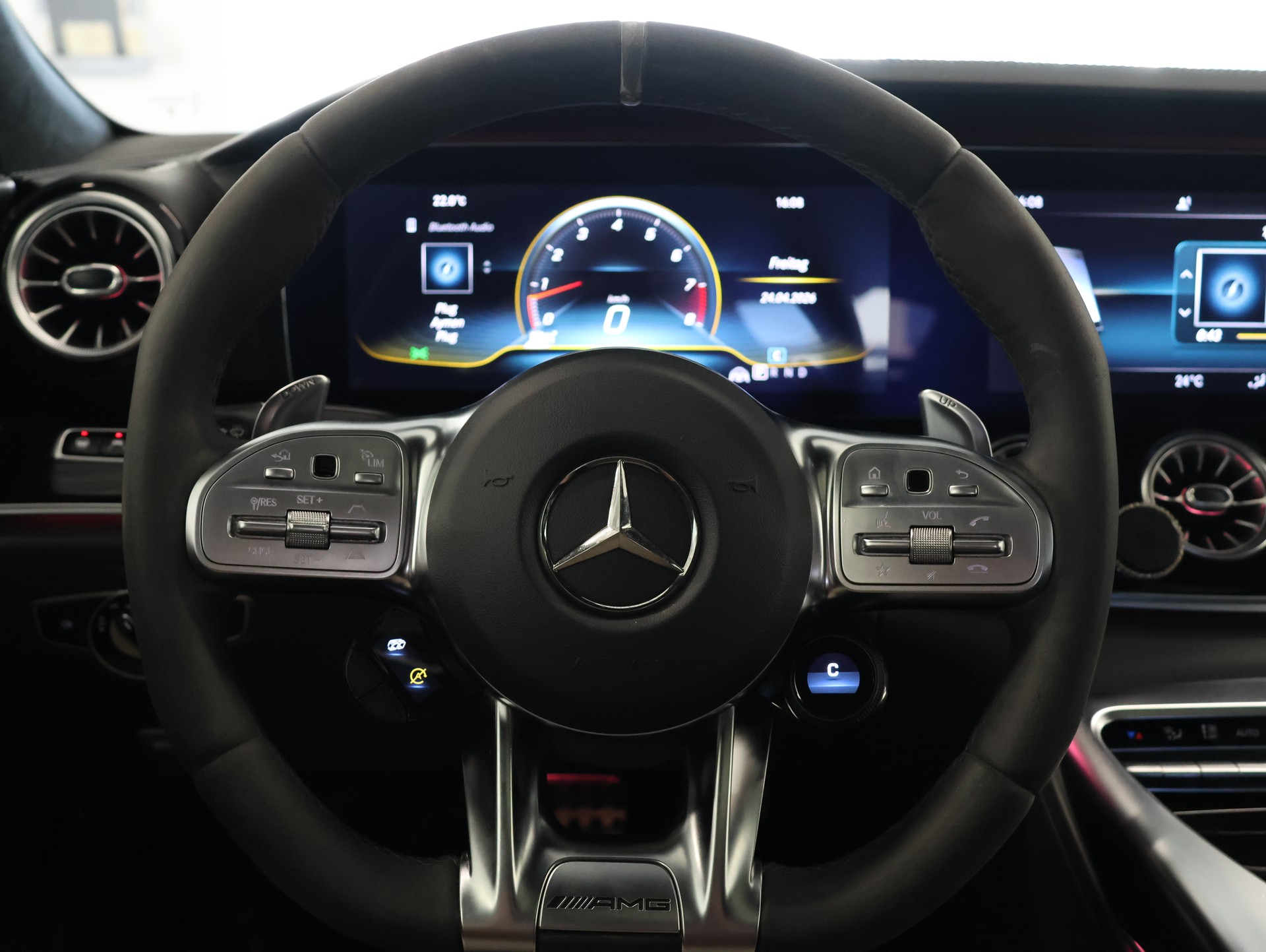 MERCEDES-BENZ AMG GT 4 63 S 4Matic+ Speedshift MCT *AMG Performance* *Burmester* *360 Kamera*-image-25