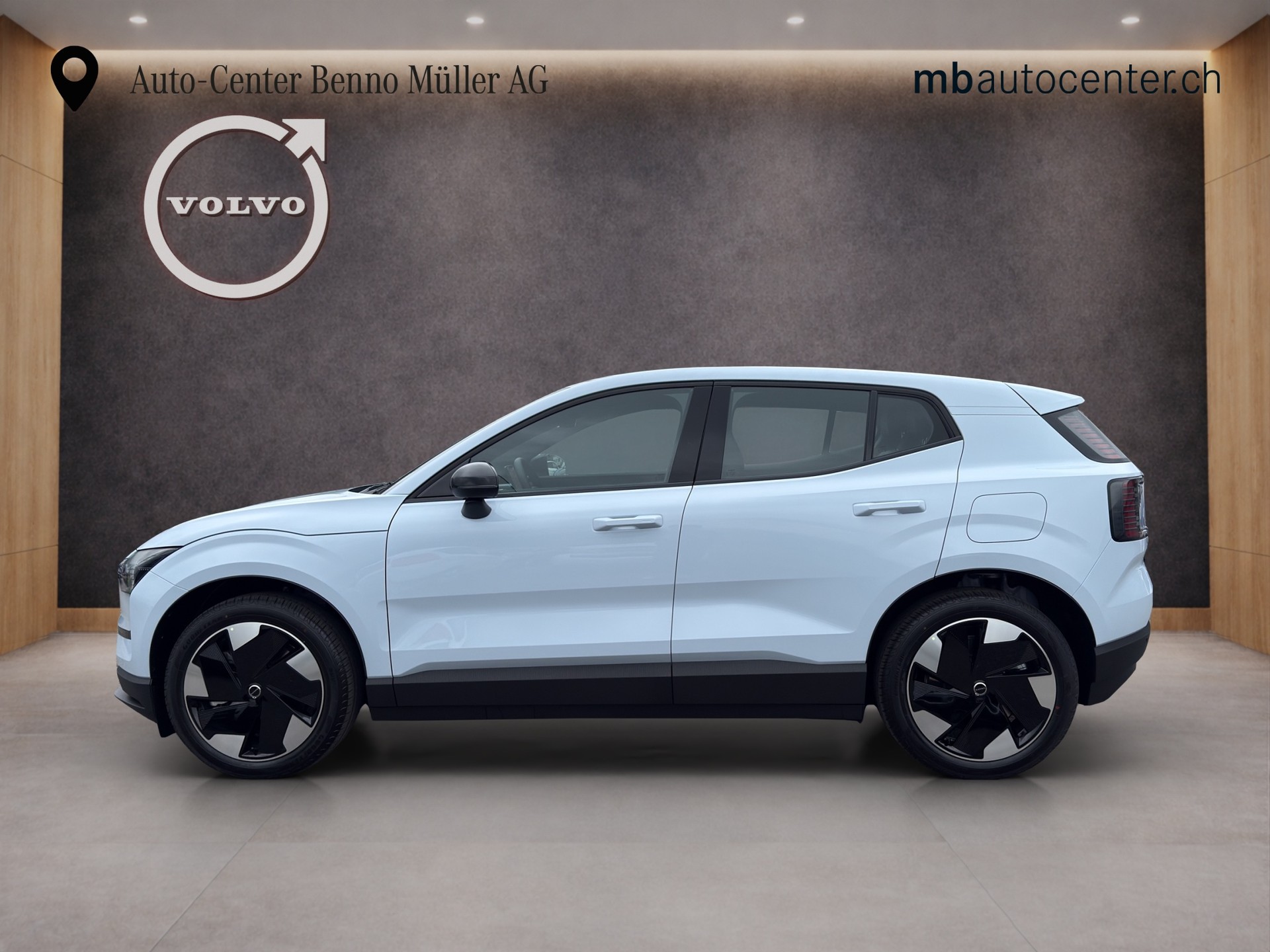 VOLVO EX30 E60 Twin Plus Performance AWD-image-1