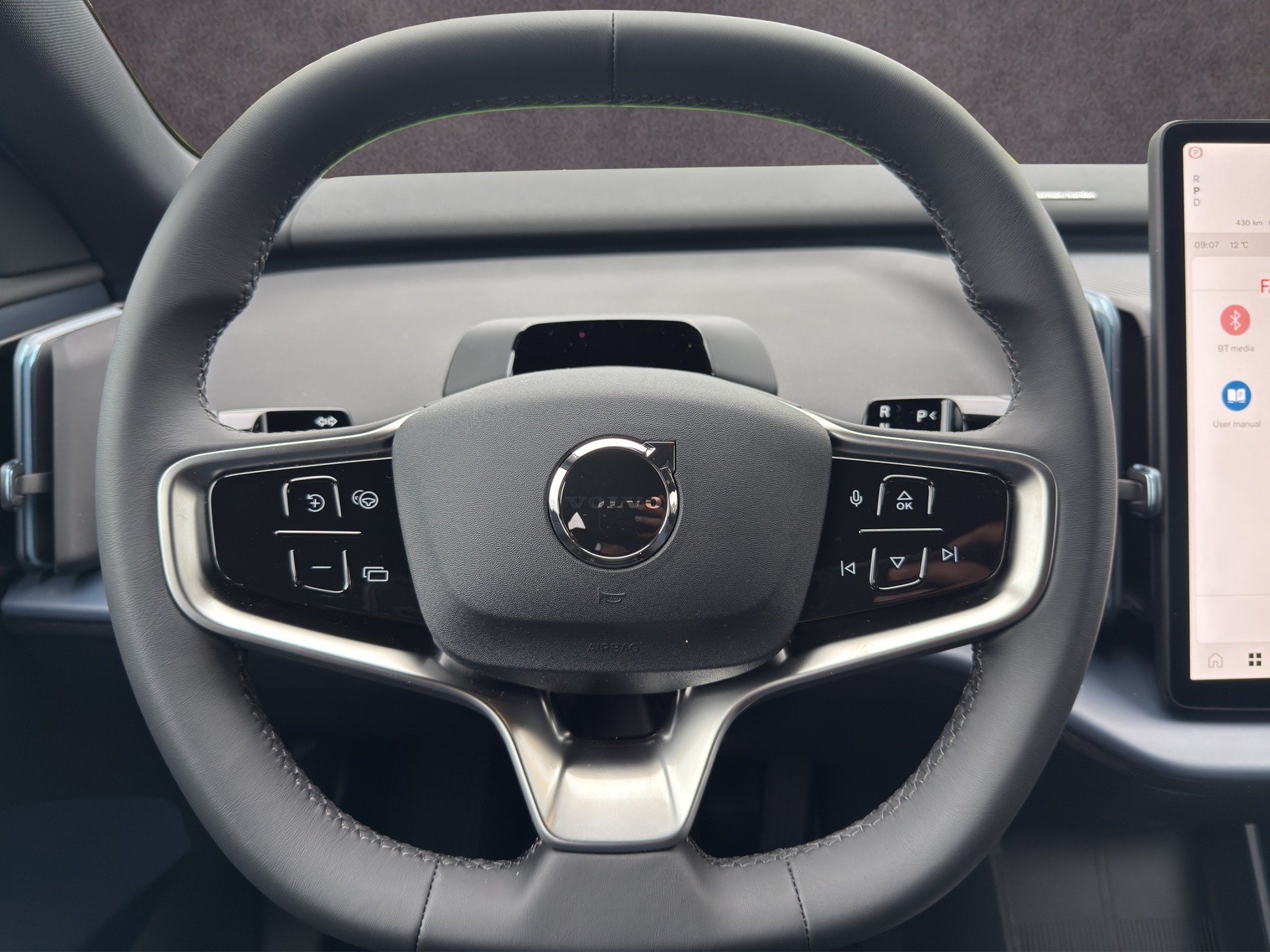 VOLVO EX30 E60 Twin Plus Performance AWD-image-13