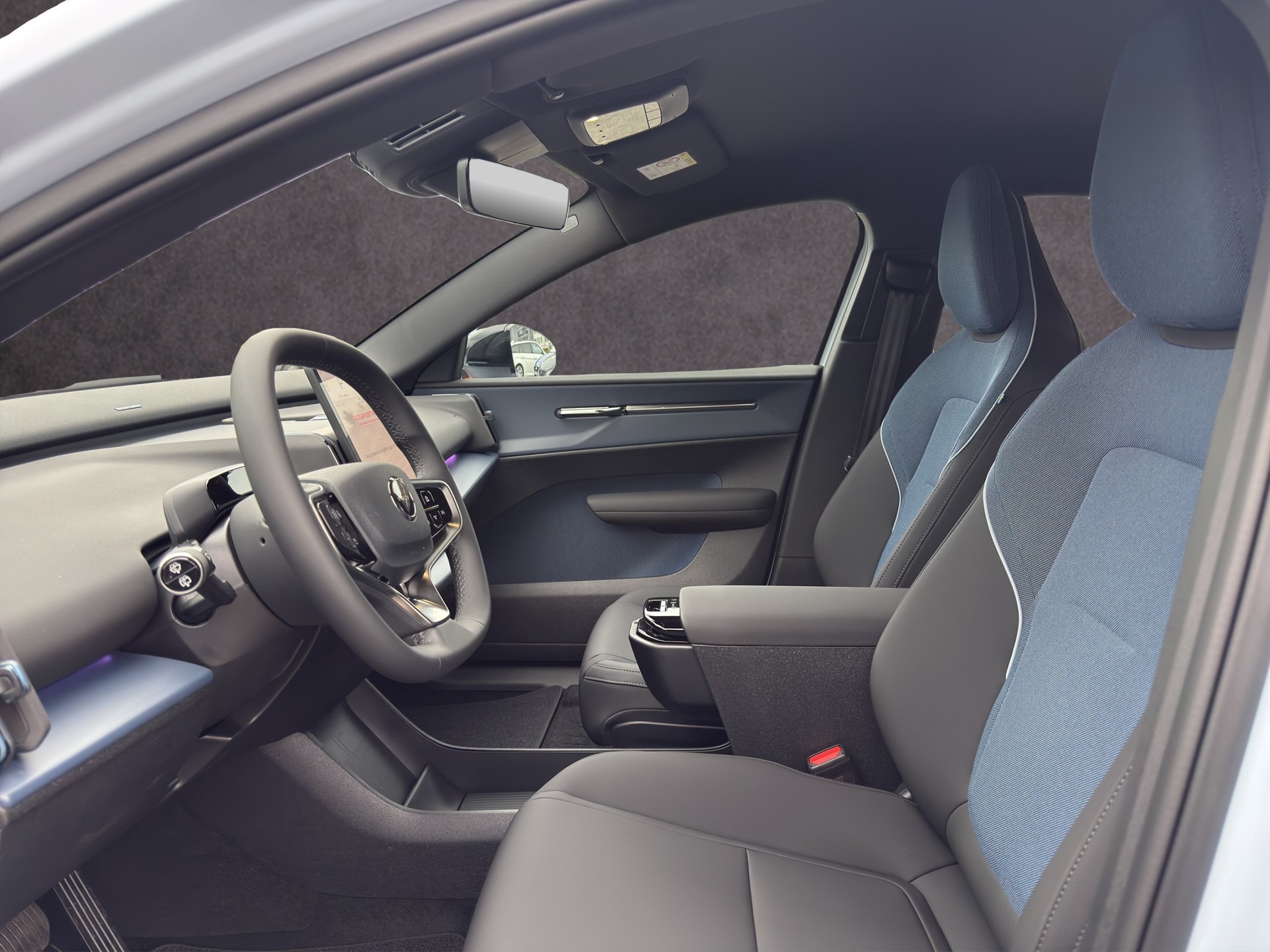 VOLVO EX30 E60 Twin Plus Performance AWD-image-8