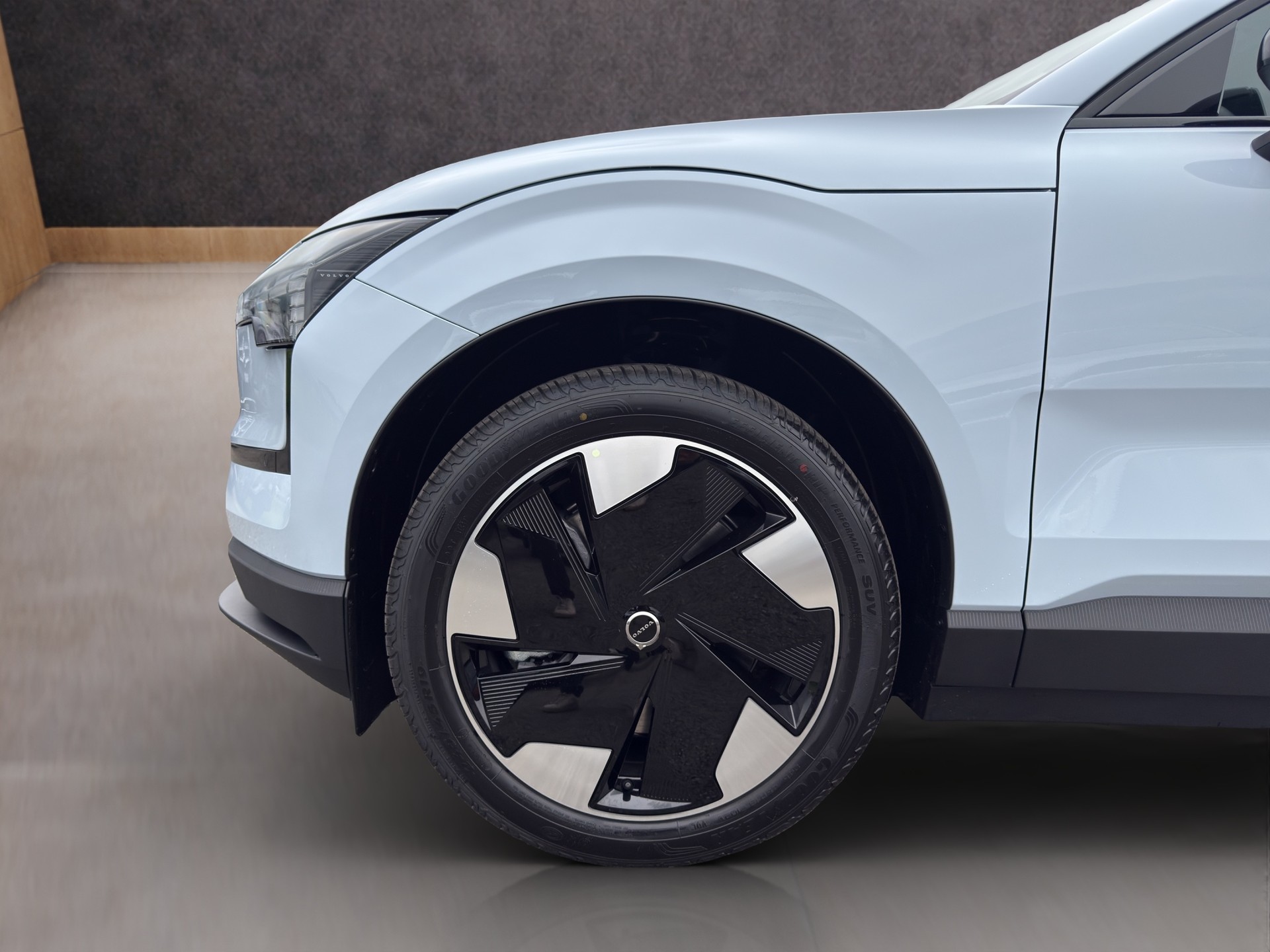 VOLVO EX30 E60 Twin Plus Performance AWD-image-18