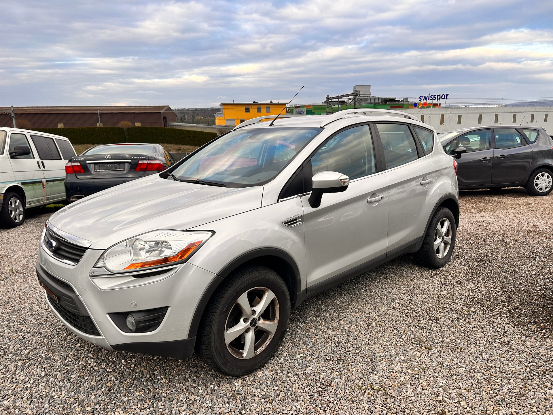 FORD Kuga 2.5 Turbo Titanium 4WD Automatic-image-5