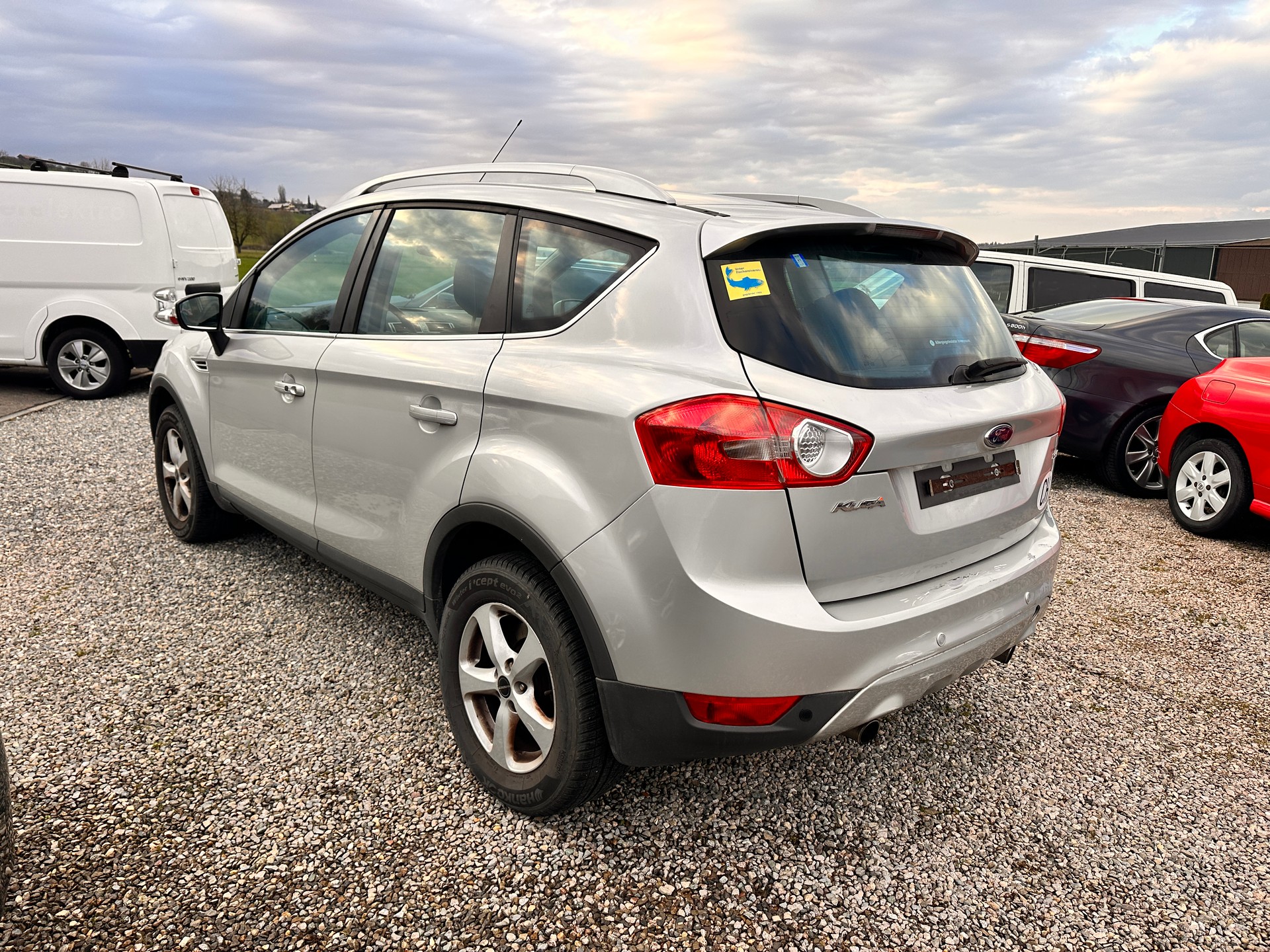 FORD Kuga 2.5 Turbo Titanium 4WD Automatic-image-7