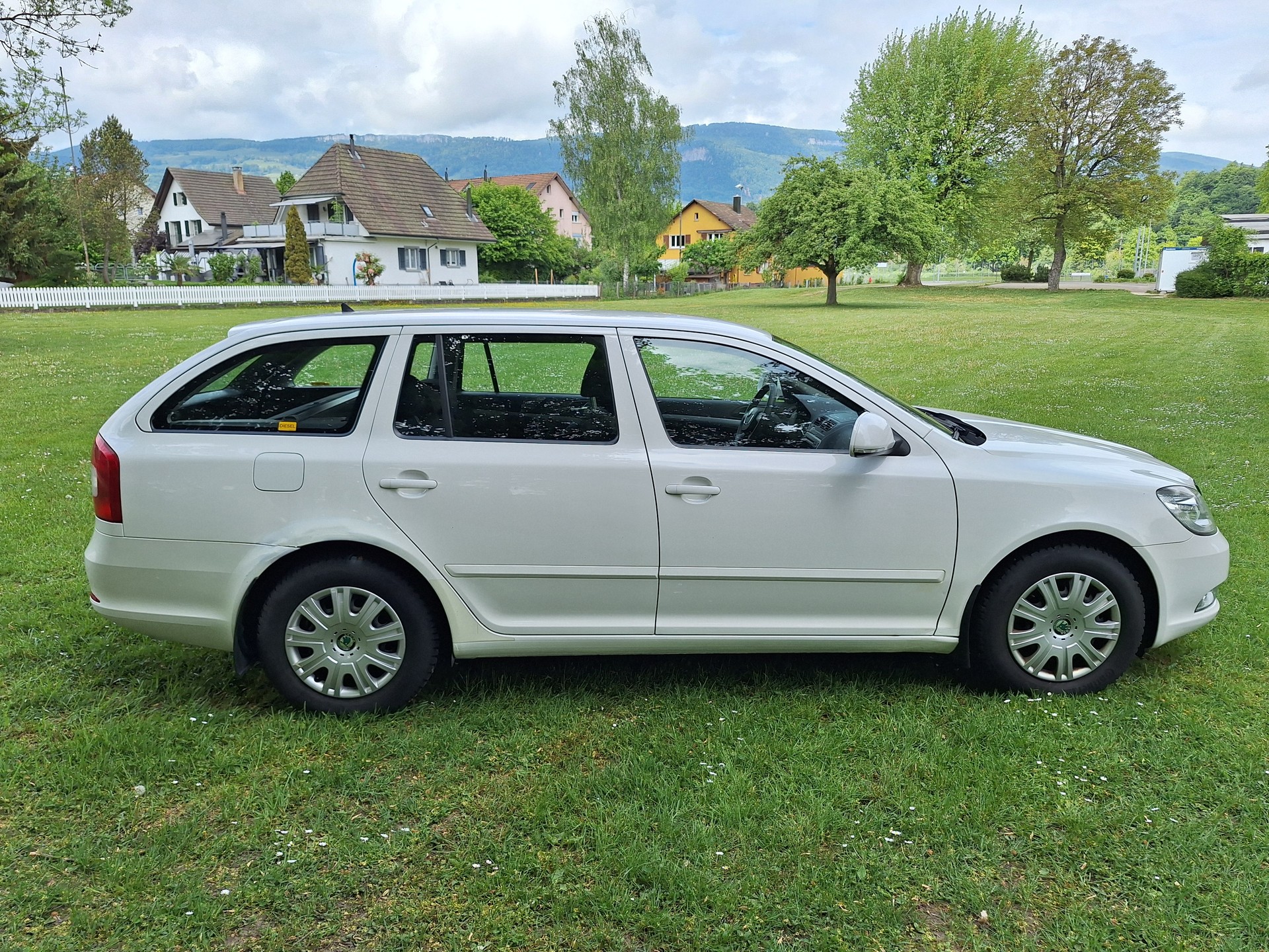 SKODA 1.6 TDI 4x4-image-4