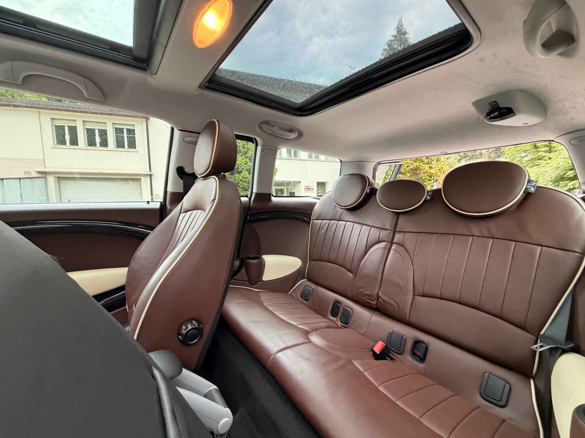 MINI Clubman Cooper S-image-10