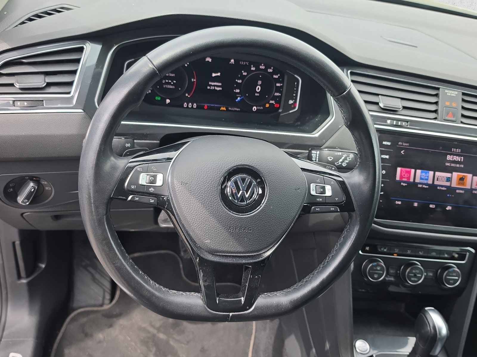 VW Tiguan Allspace 2.0 TDI SCR Highline 4Motion DSG-image-9