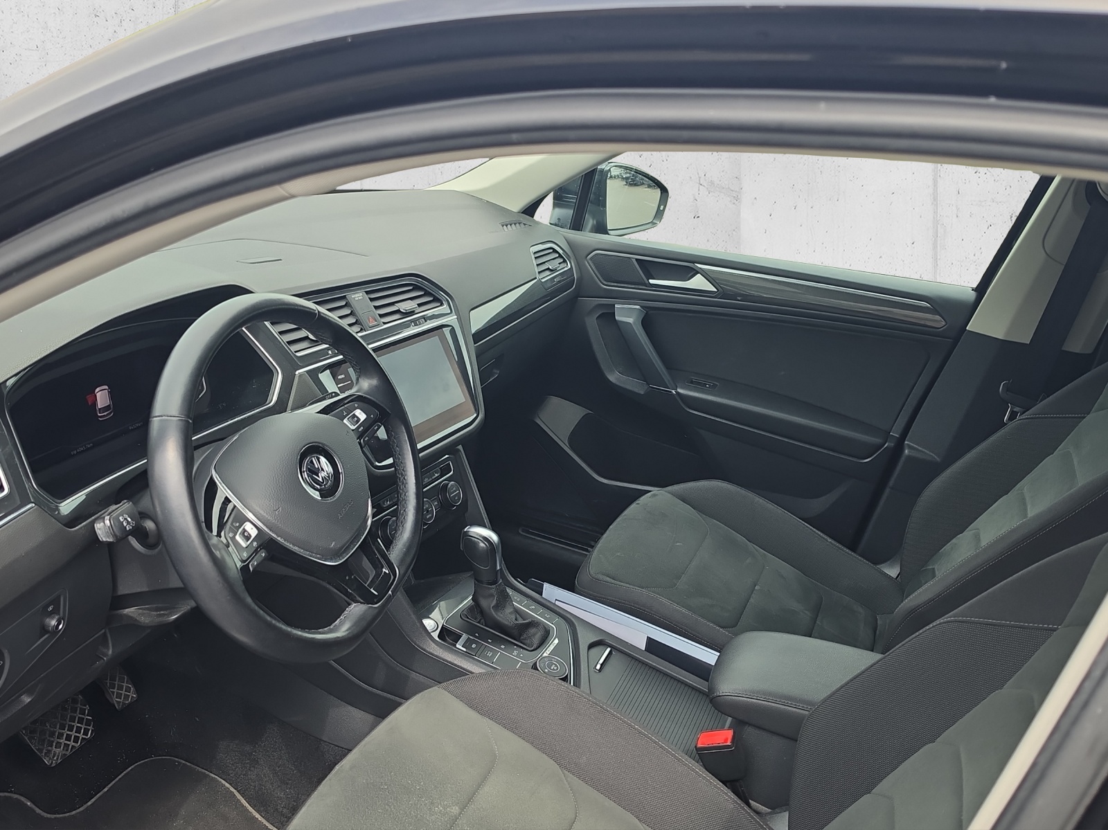 VW Tiguan Allspace 2.0 TDI SCR Highline 4Motion DSG-image-8