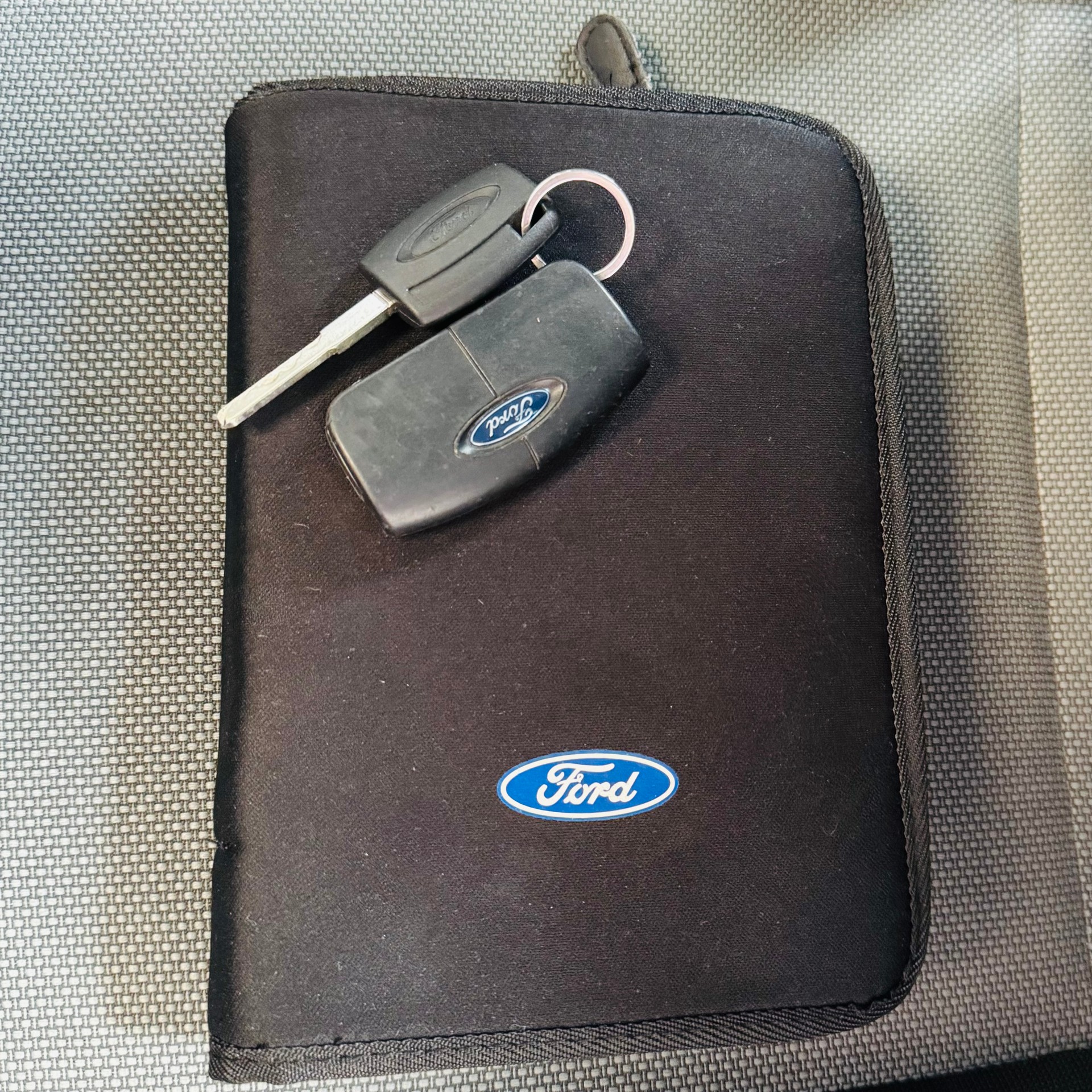 FORD Focus 1.6i Carving Automatic-image-16