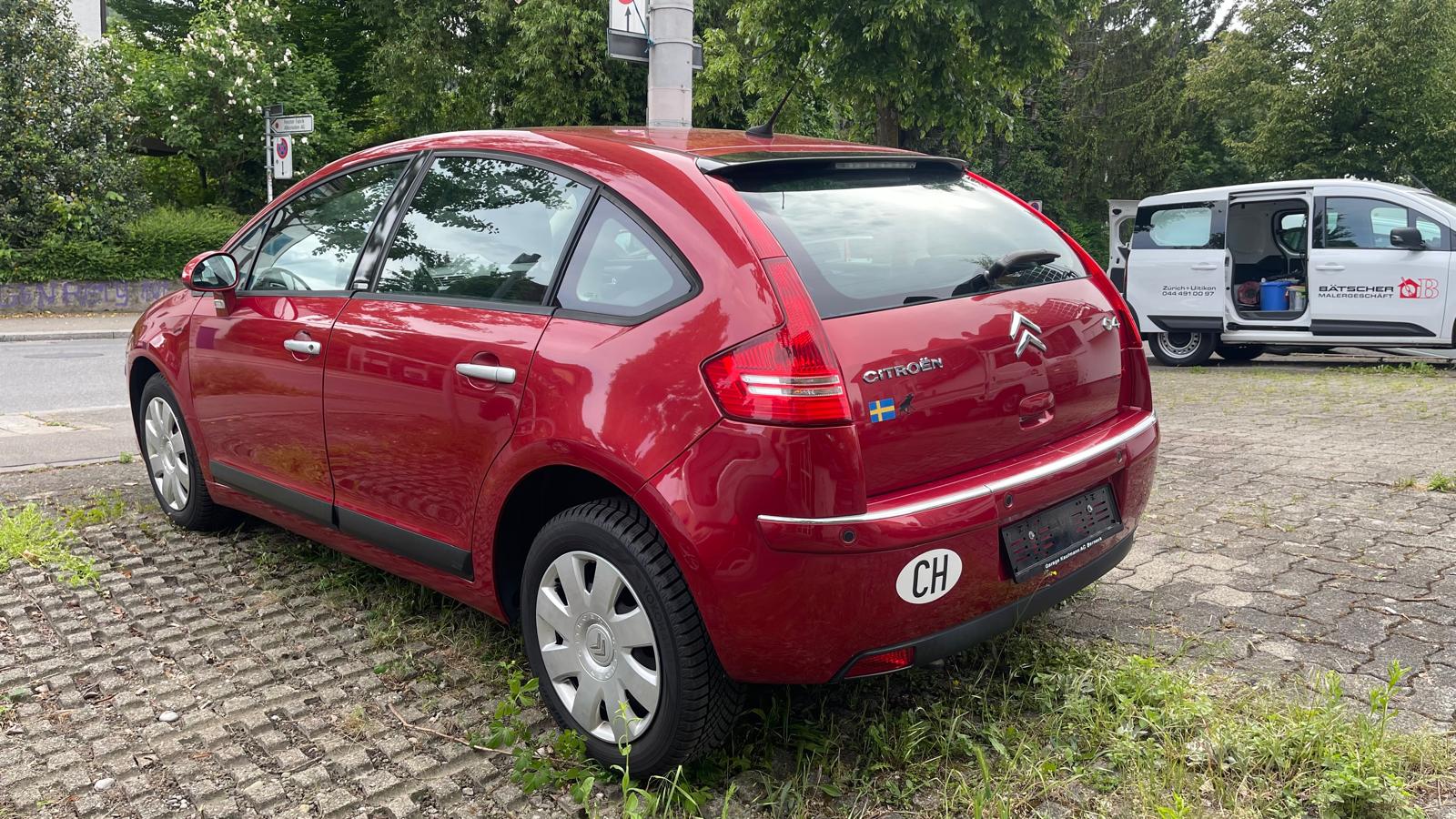 CITROEN C4 Berline 2.0i 16V Exclusive-image-3