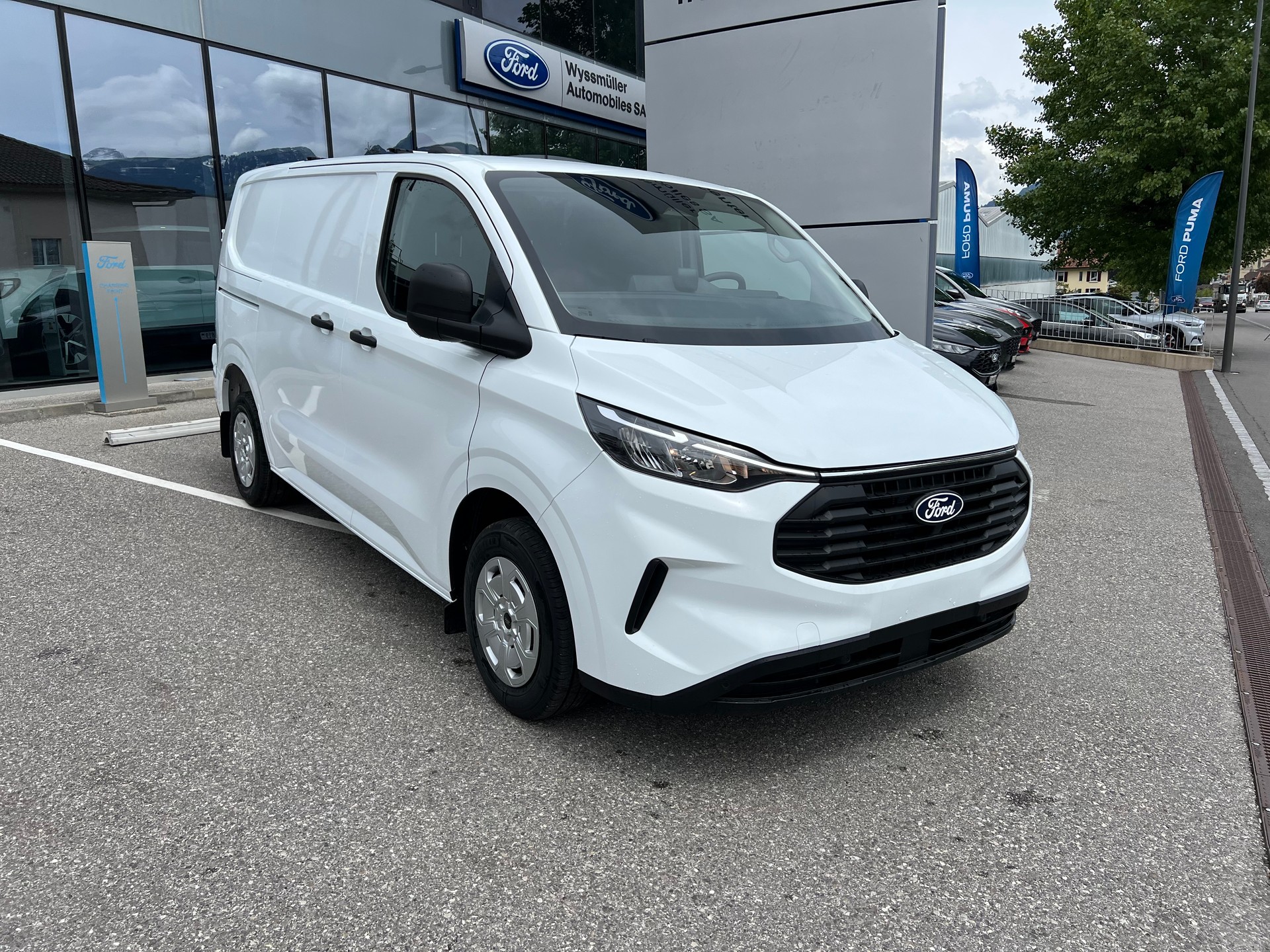 FORD Transit Custom Van 320 L1H1 Trend Automat