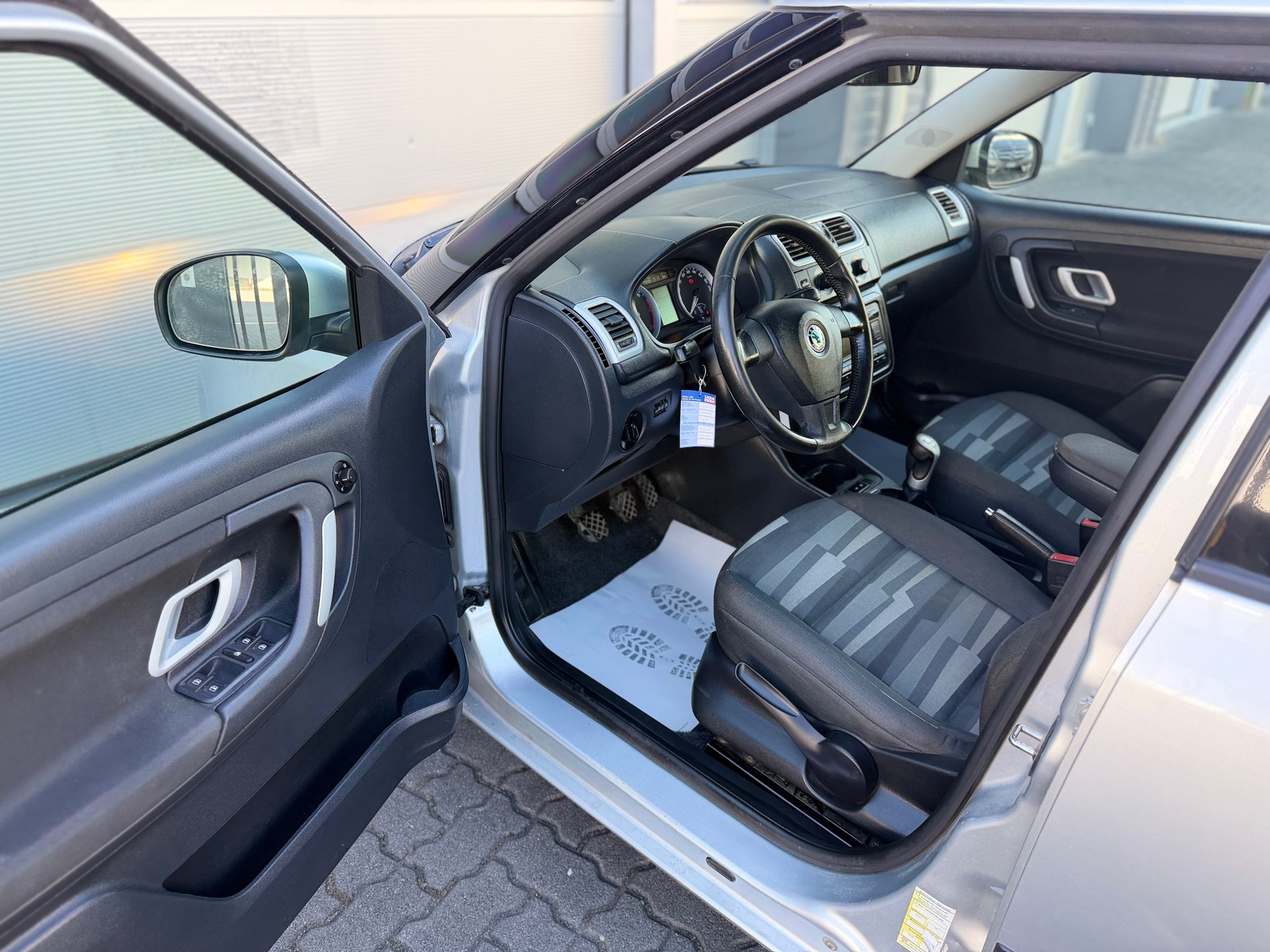 SKODA Fabia 1.9 TDI Ambiente-image-7