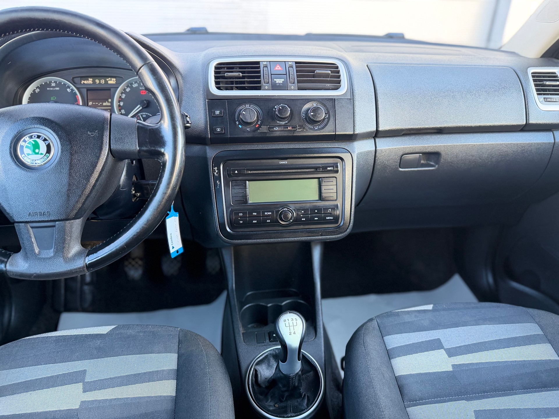 SKODA Fabia 1.9 TDI Ambiente-image-11