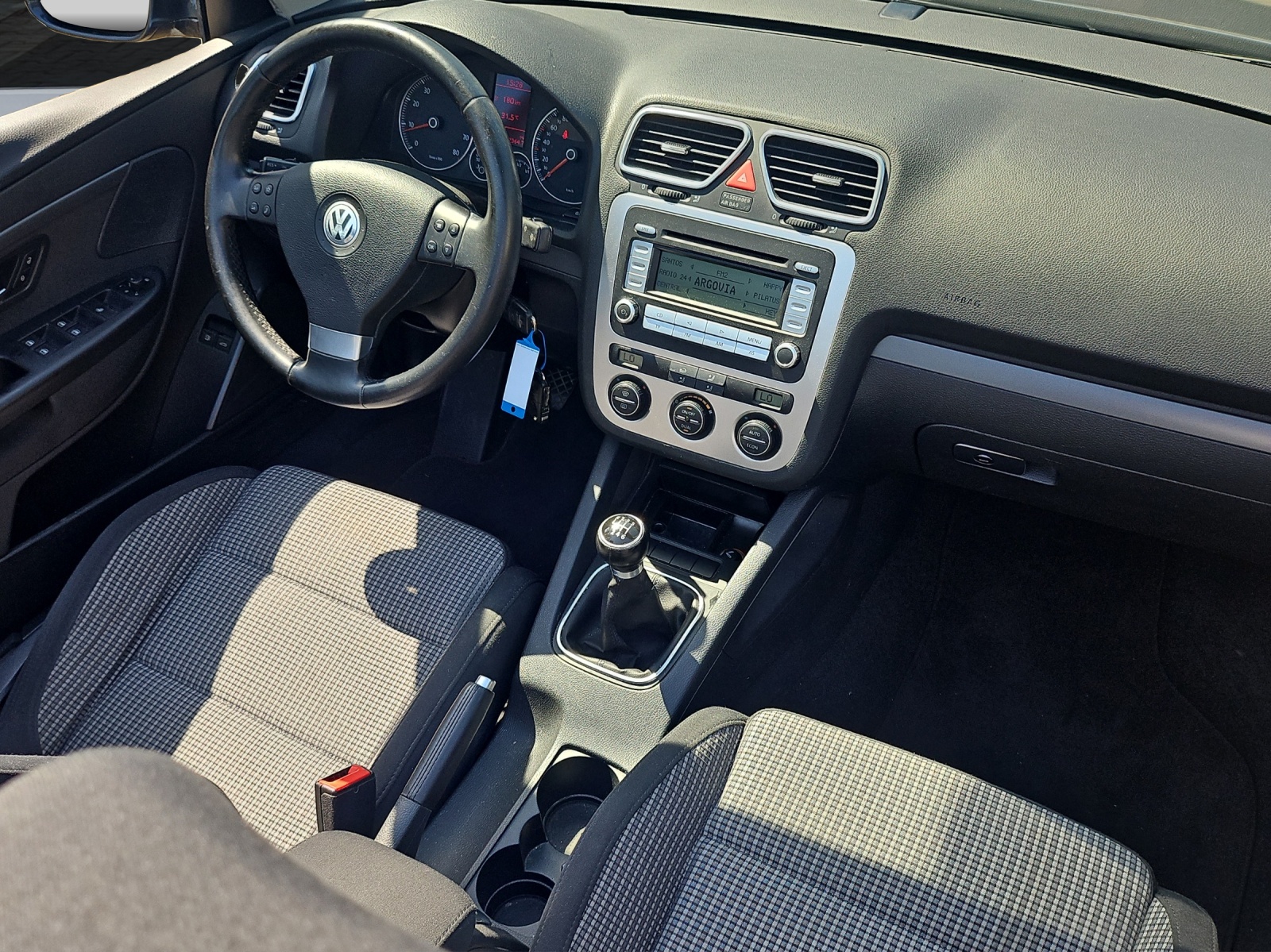 VW Eos 2.0 FSI-image-14