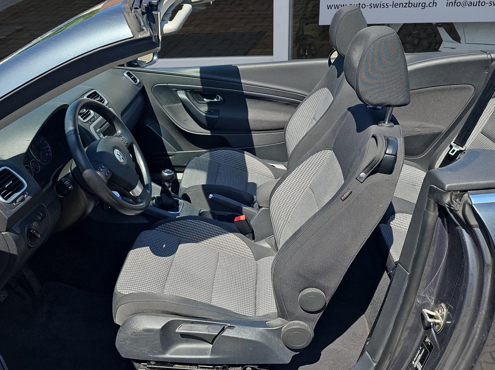 VW Eos 2.0 FSI-image-11