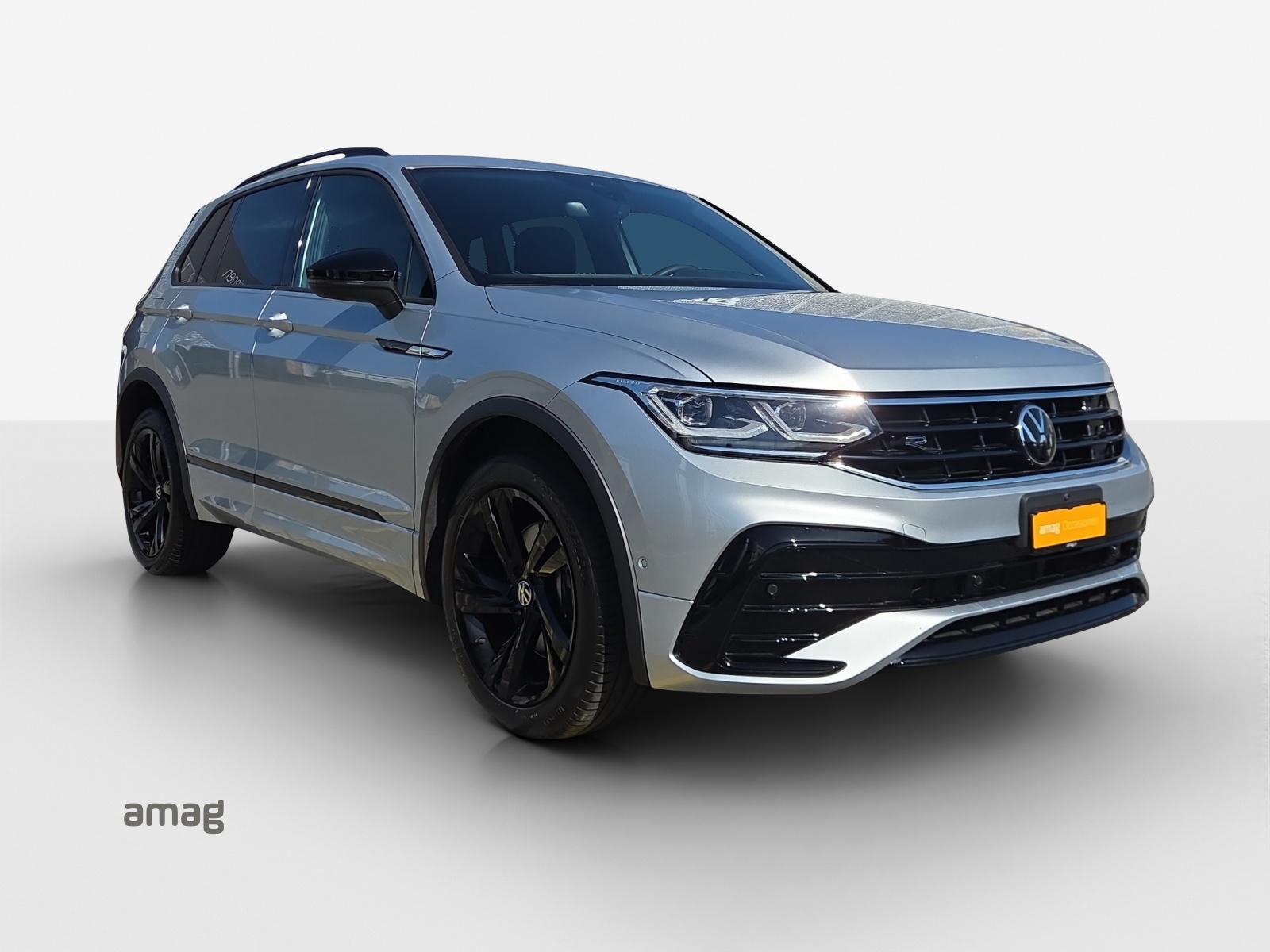 VW Tiguan 2.0TSI R-Line 4Motion DSG-image-5
