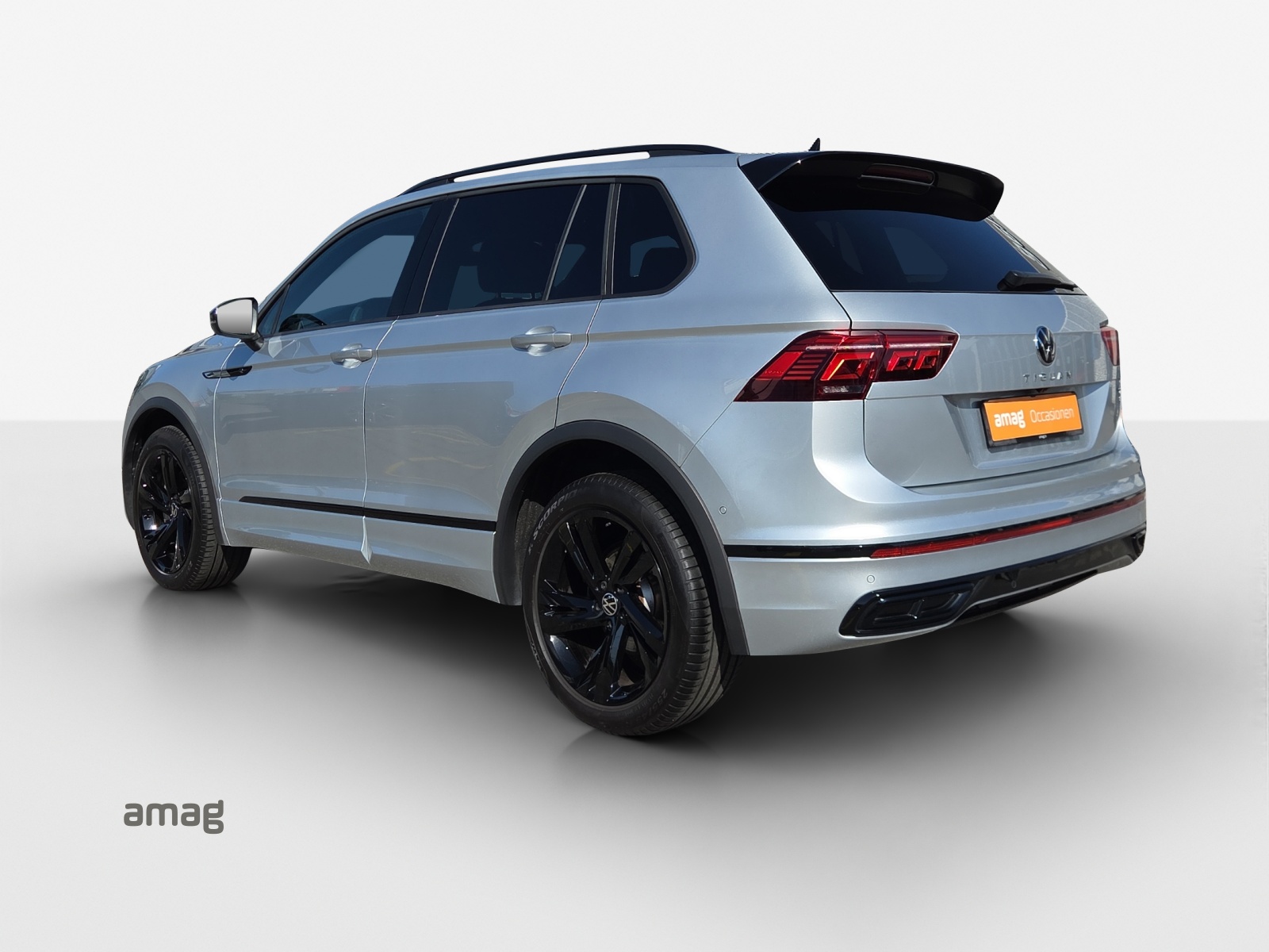 VW Tiguan 2.0TSI R-Line 4Motion DSG-image-2