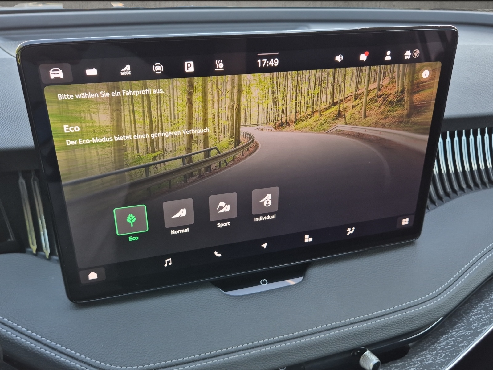 SKODA Superb Combi 1.5 TSI PHEV Selection DSG-image-14