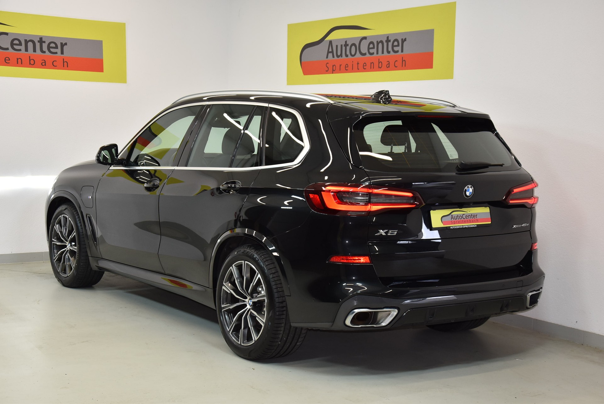 BMW X5 xDrive45e M Sport Steptronic-image-13
