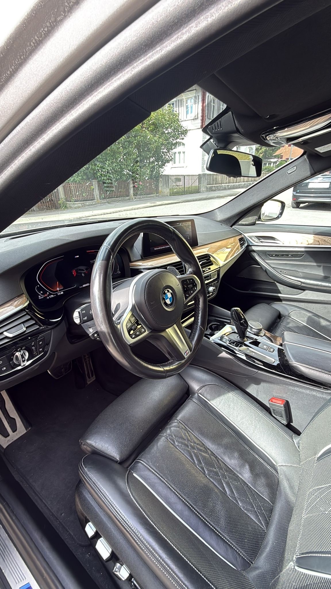 BMW 530d xDrive Touring Pure M Sport Edition Steptr.-image-4