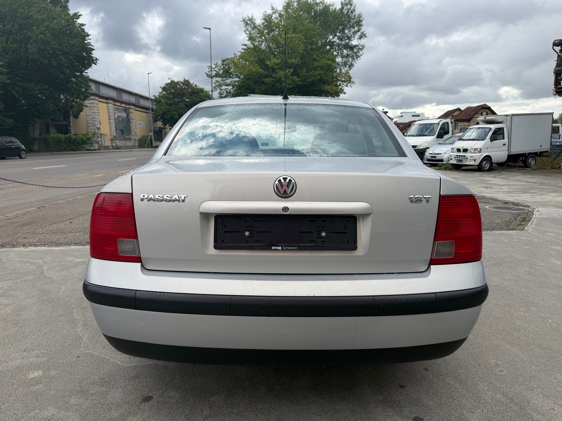VW Passat 1.8 T Highline-image-7