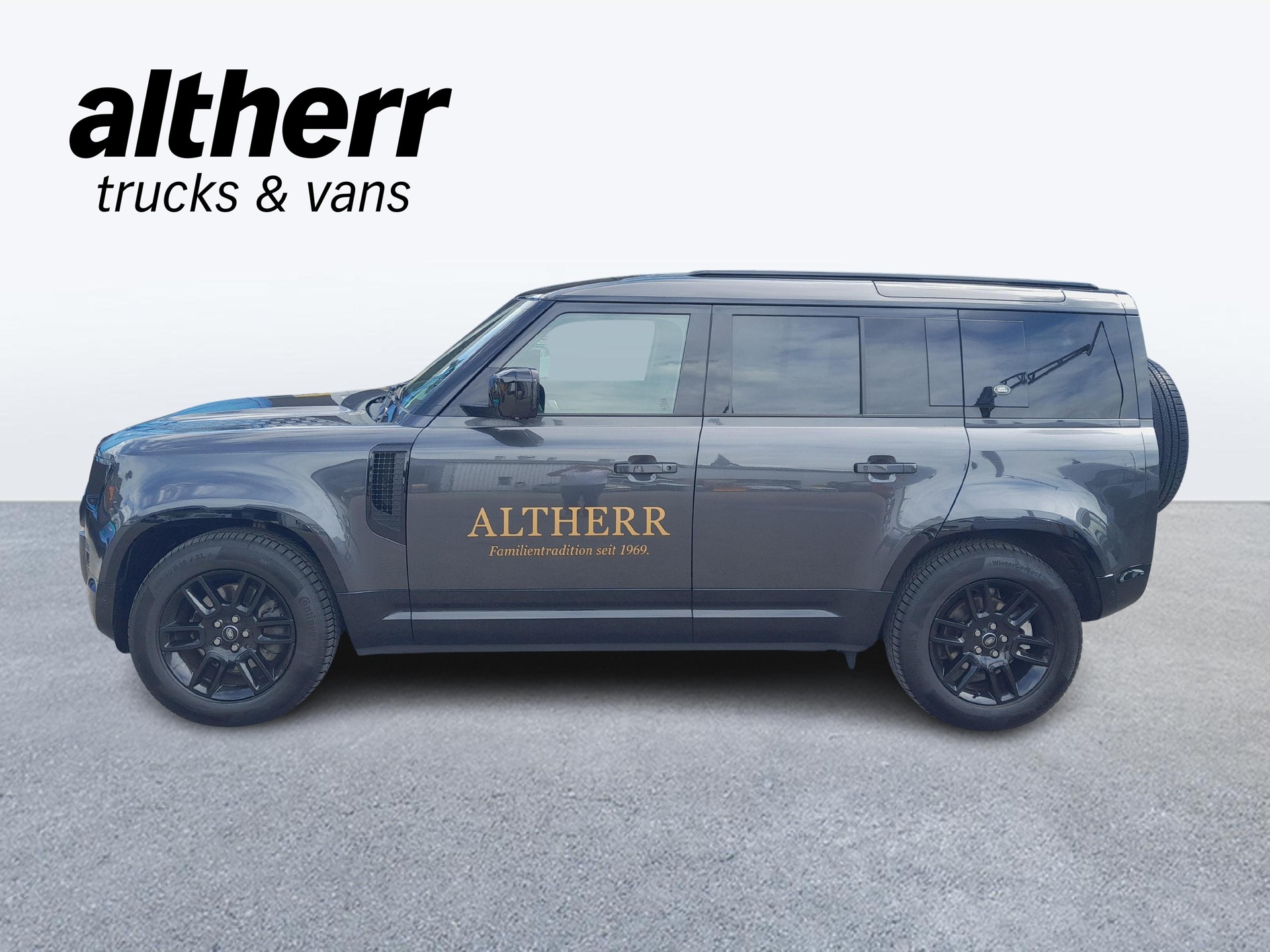 LAND ROVER Defender 110 3.0 D I6 250 X-Dynamic S-showroom-element-1