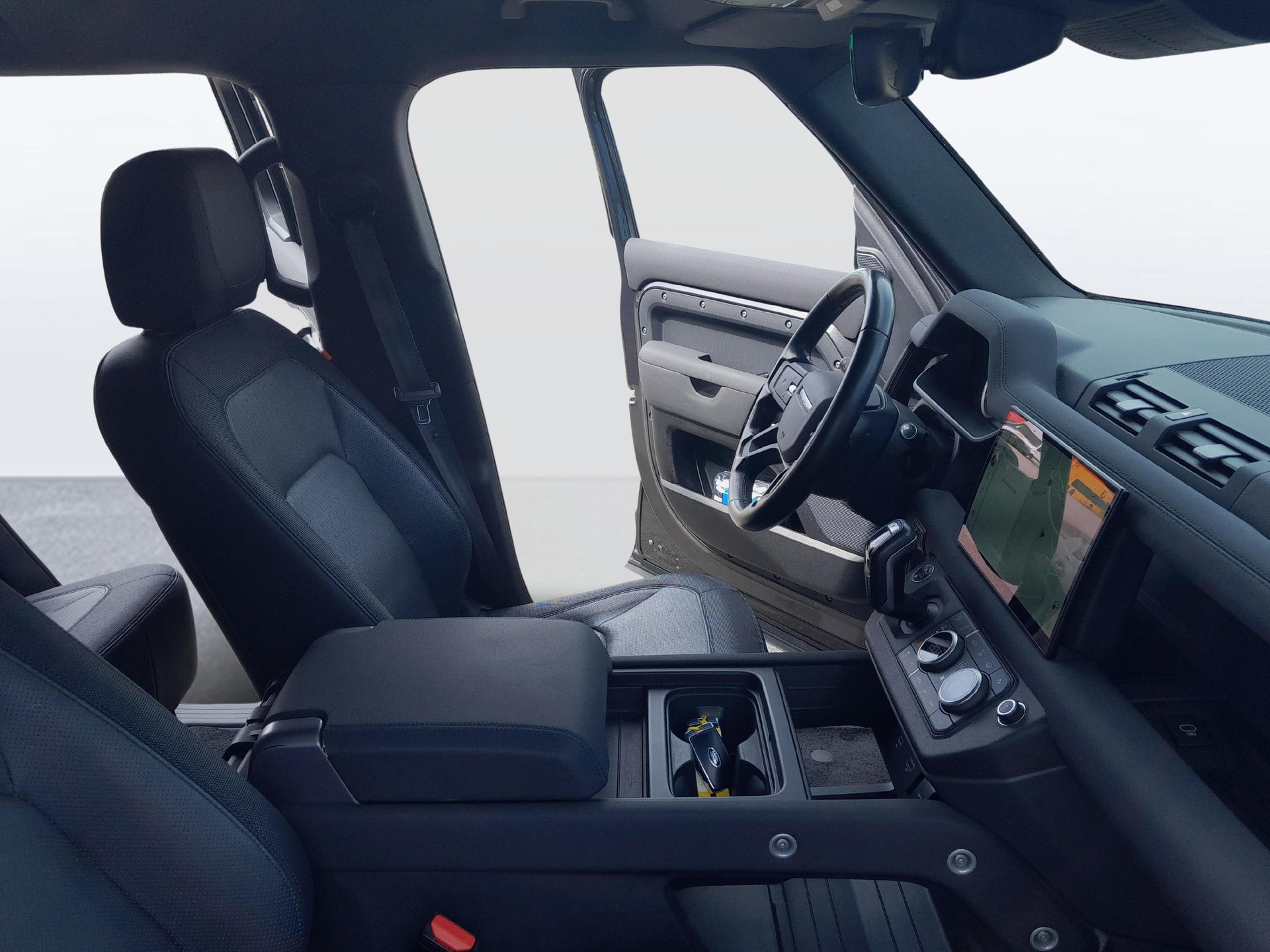LAND ROVER Defender 110 3.0 D I6 250 X-Dynamic S-image-8