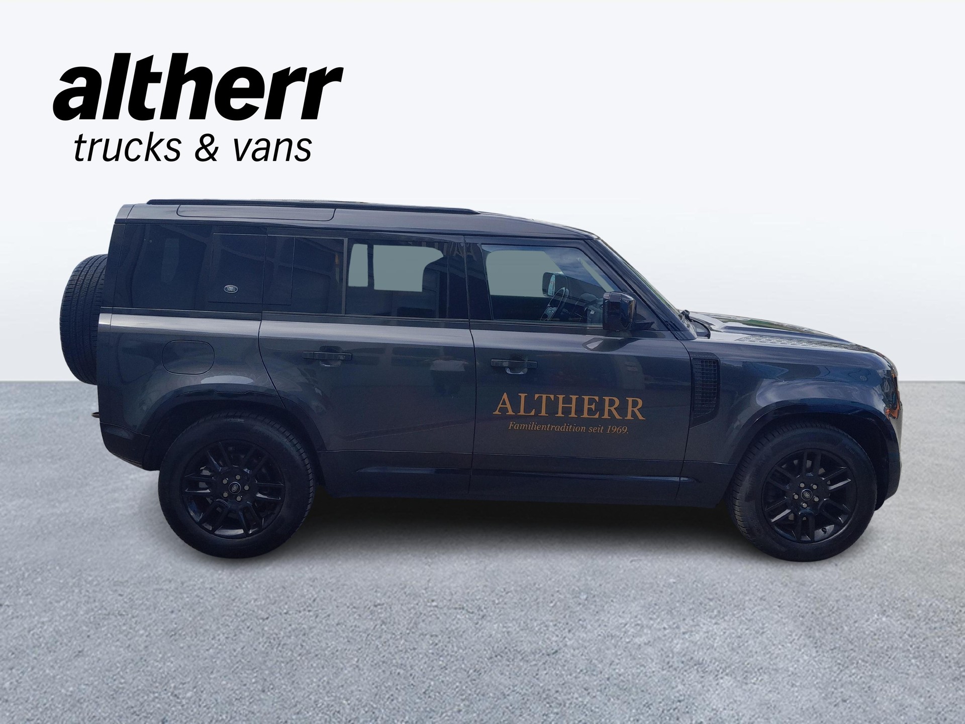LAND ROVER Defender 110 3.0 D I6 250 X-Dynamic S-image-5