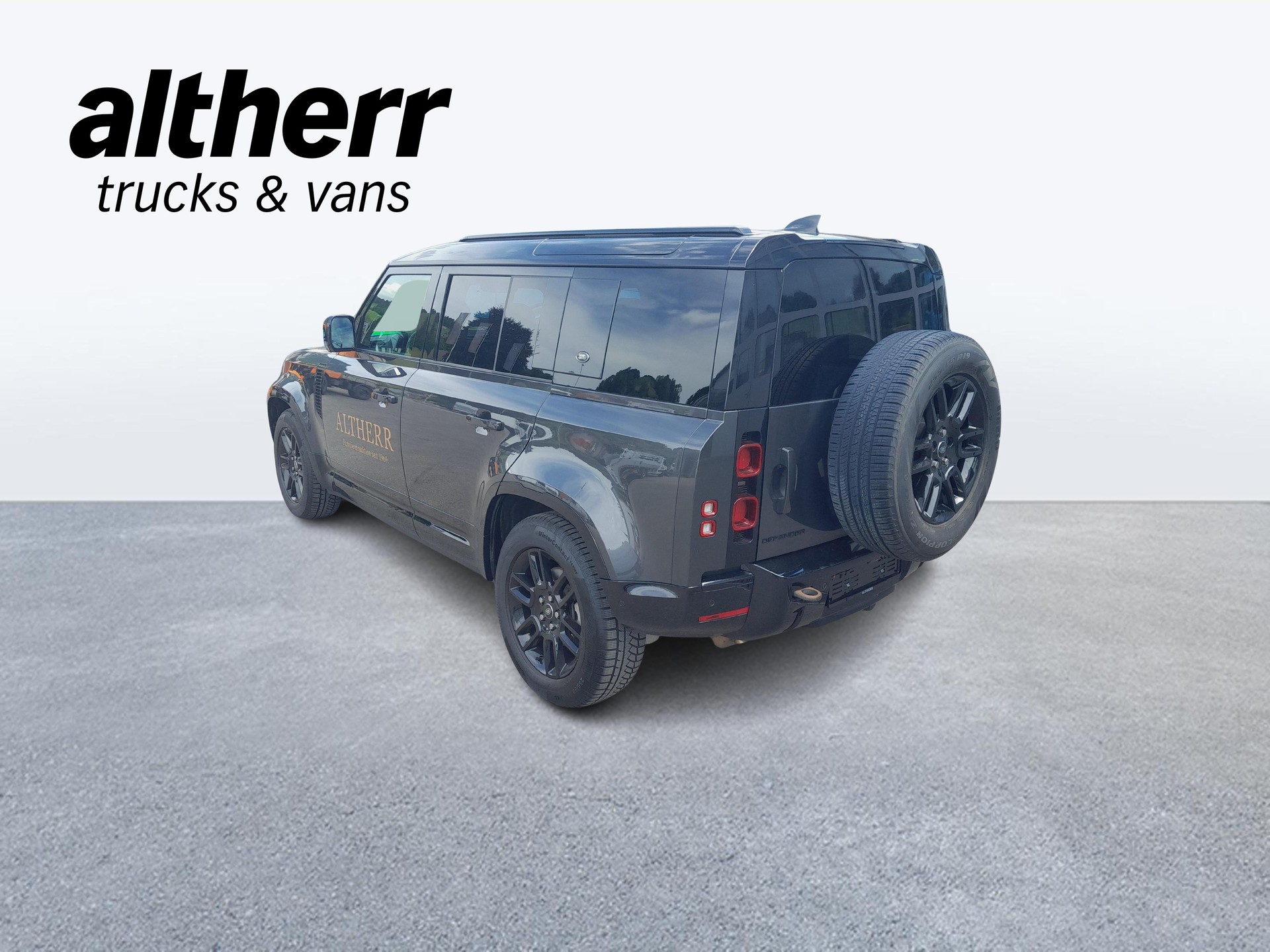 LAND ROVER Defender 110 3.0 D I6 250 X-Dynamic S-showroom-element-2