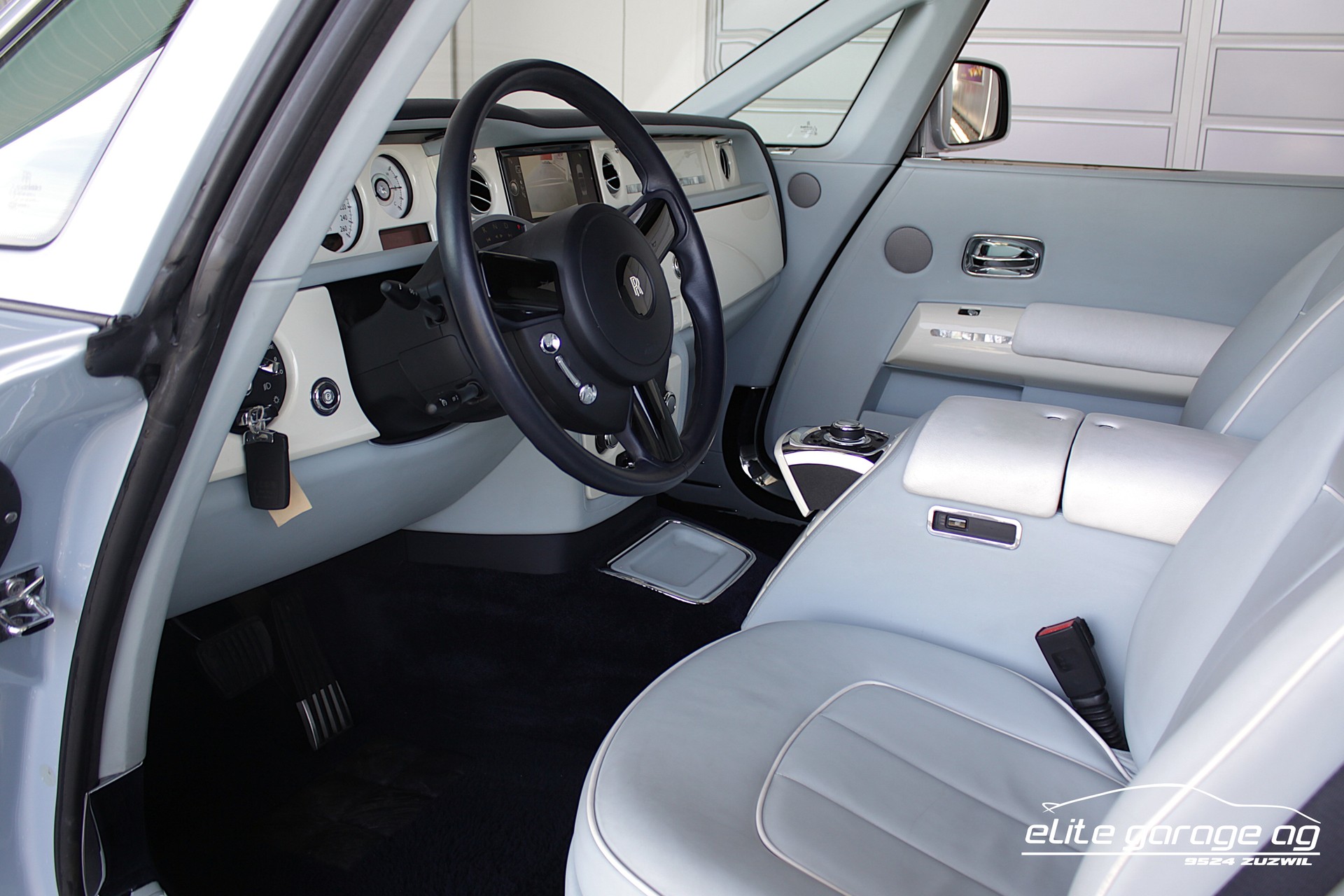 ROLLS-ROYCE Phantom 6.7 V12 Drophead Serie II "ART DECO COLLECTION" SONDERMODELL-image-13