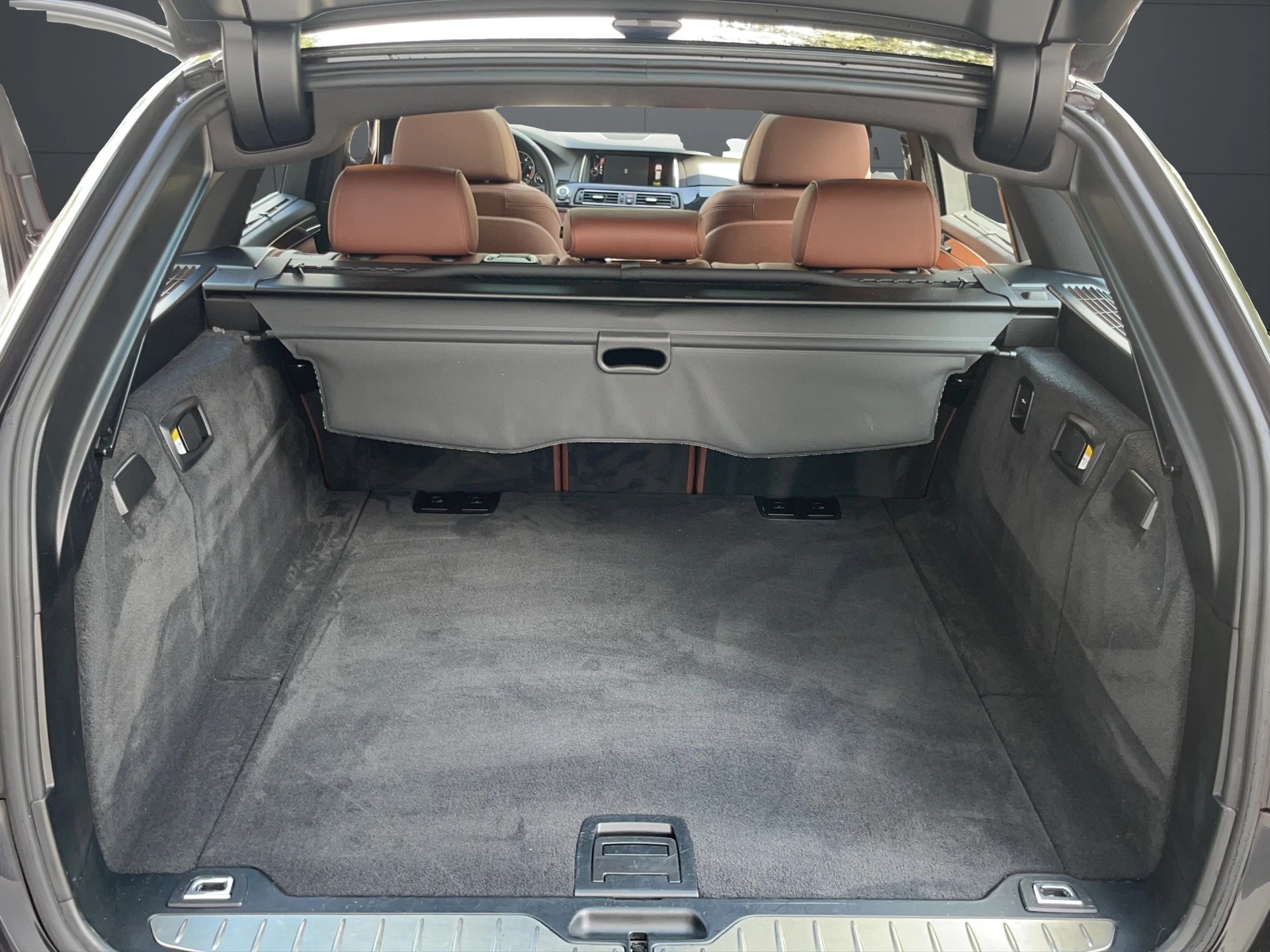 BMW 530d Touring xDrive Steptronic-image-13