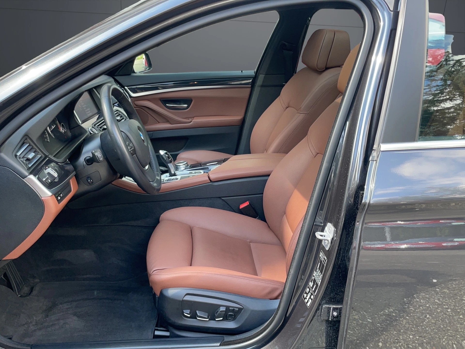 BMW 530d Touring xDrive Steptronic-image-5