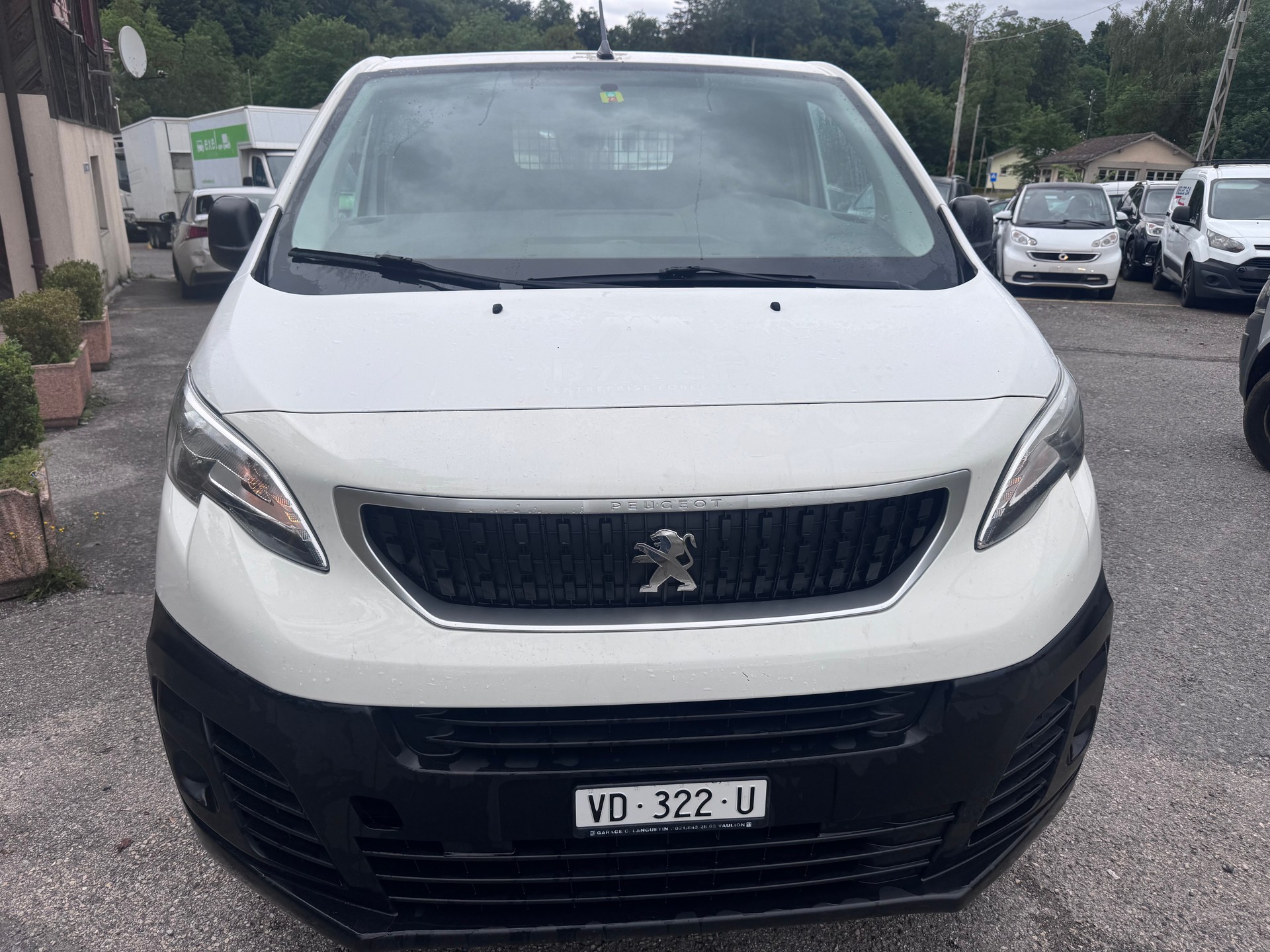 PEUGEOT Expert 2.0 BlueHDi 120 Active Compact-image-4