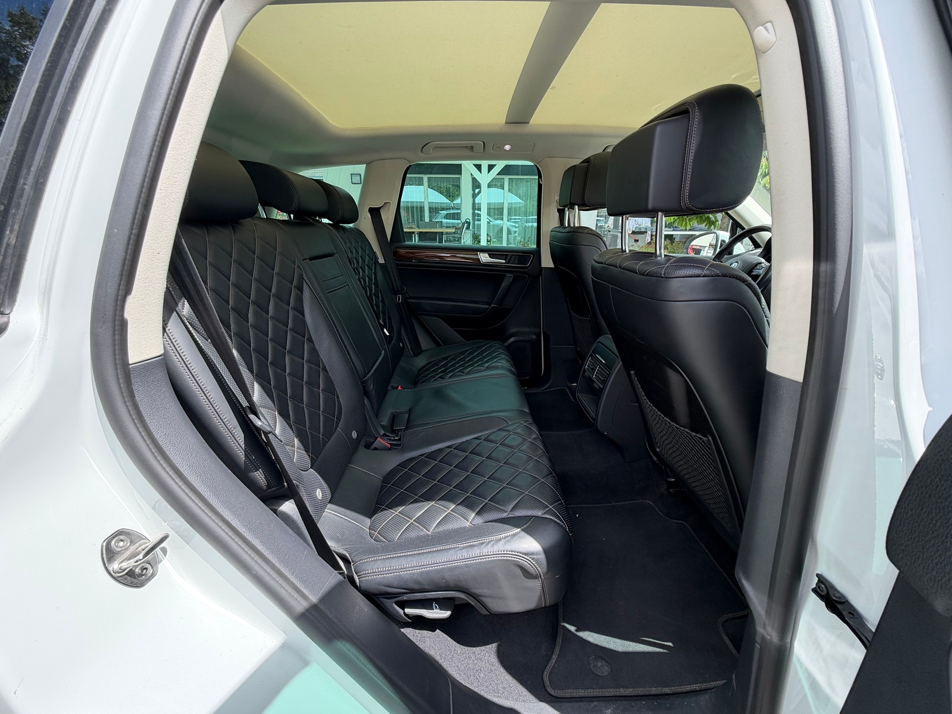 VW Touareg 3.0 TDI BlueMotion Technology Tiptronic-image-10