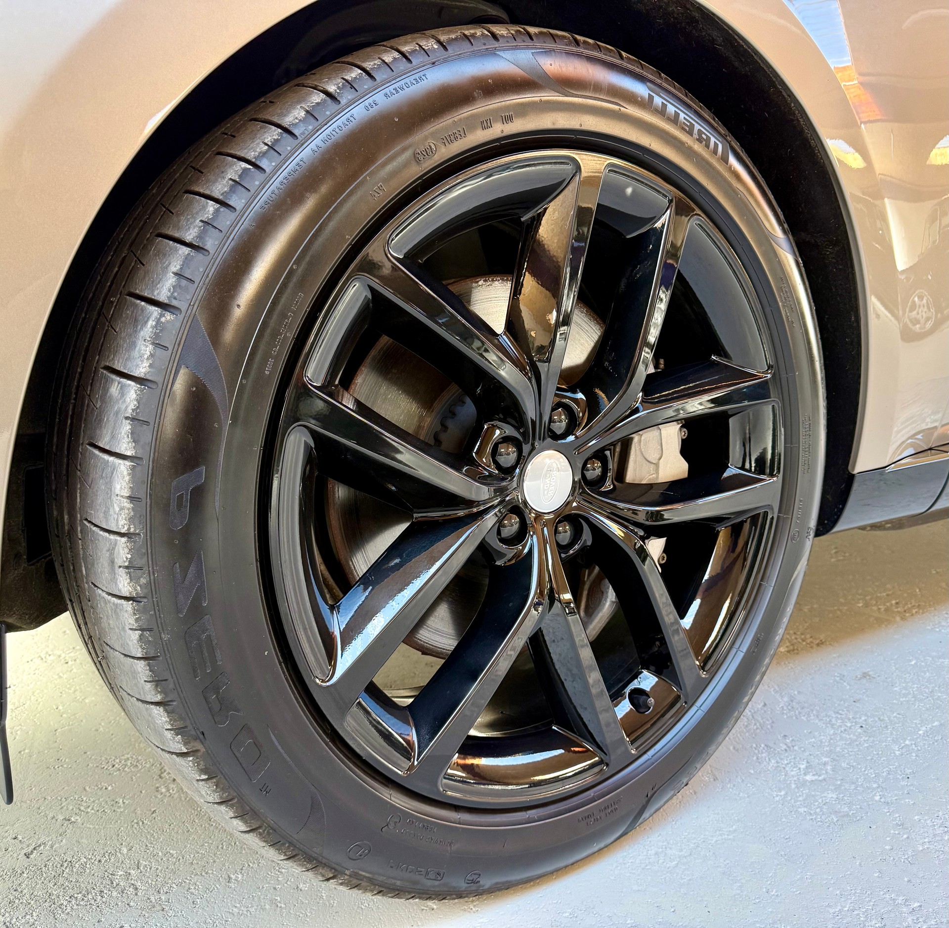 LAND ROVER Range Rover PHEV P550e HSE-image-5
