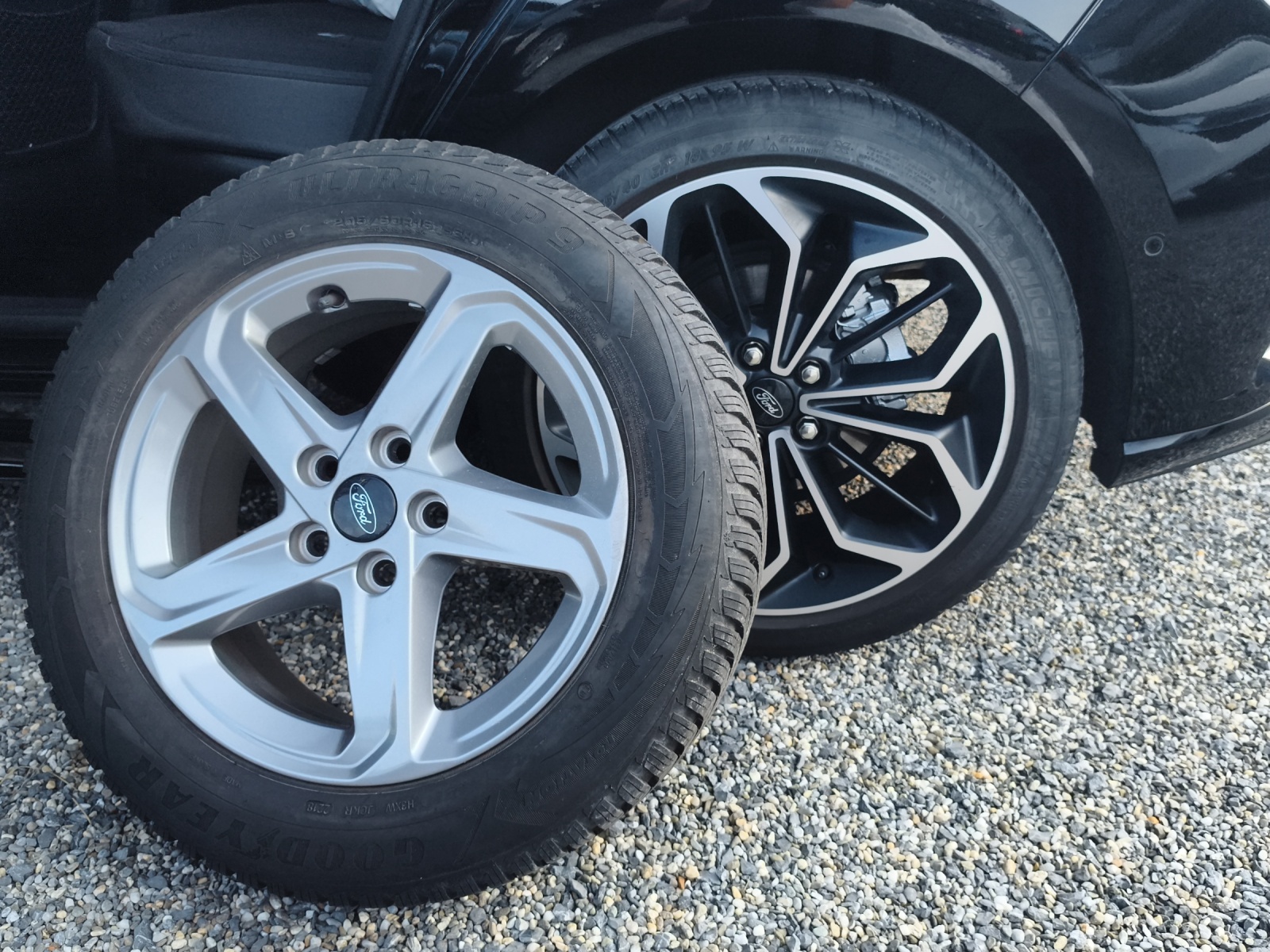 FORD Focus 1.0i EcoB 125 ST-Line-image-17
