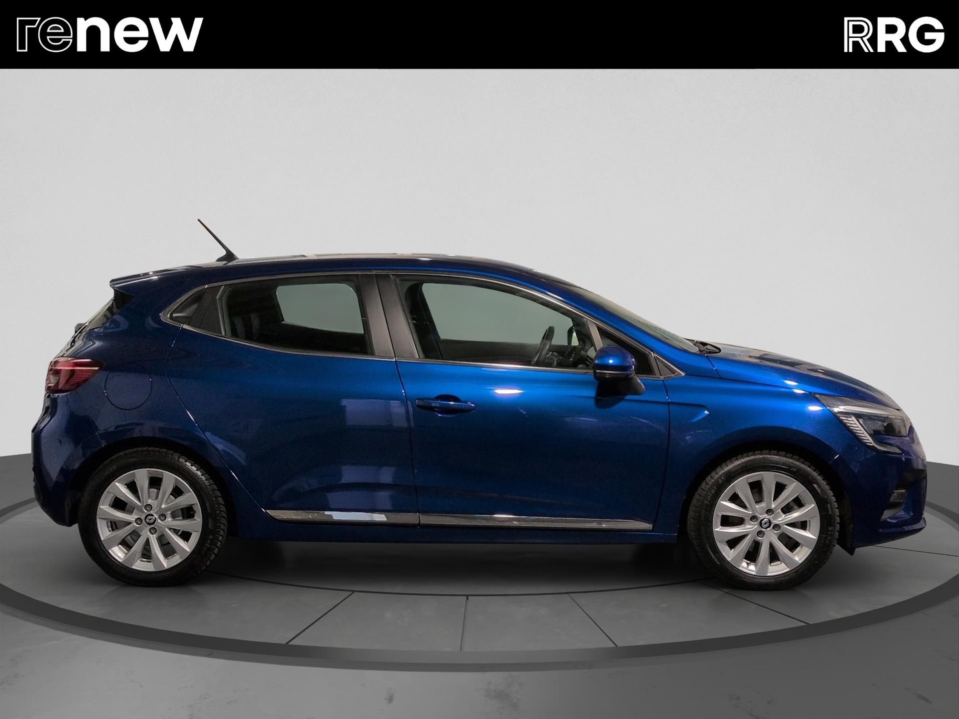RENAULT Clio 1.6 E-Tech Intens-image-1
