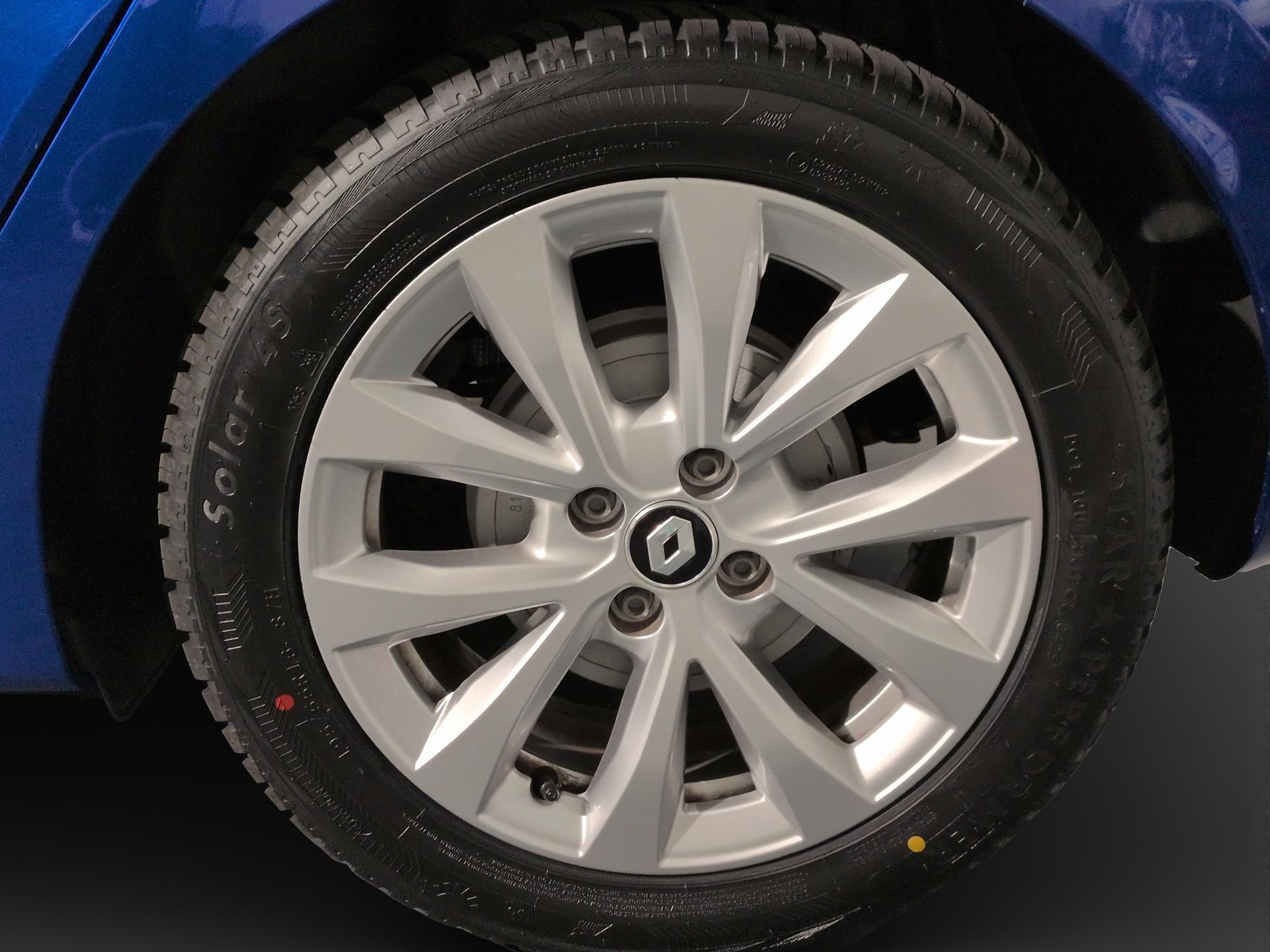 RENAULT Clio 1.6 E-Tech Intens-image-23