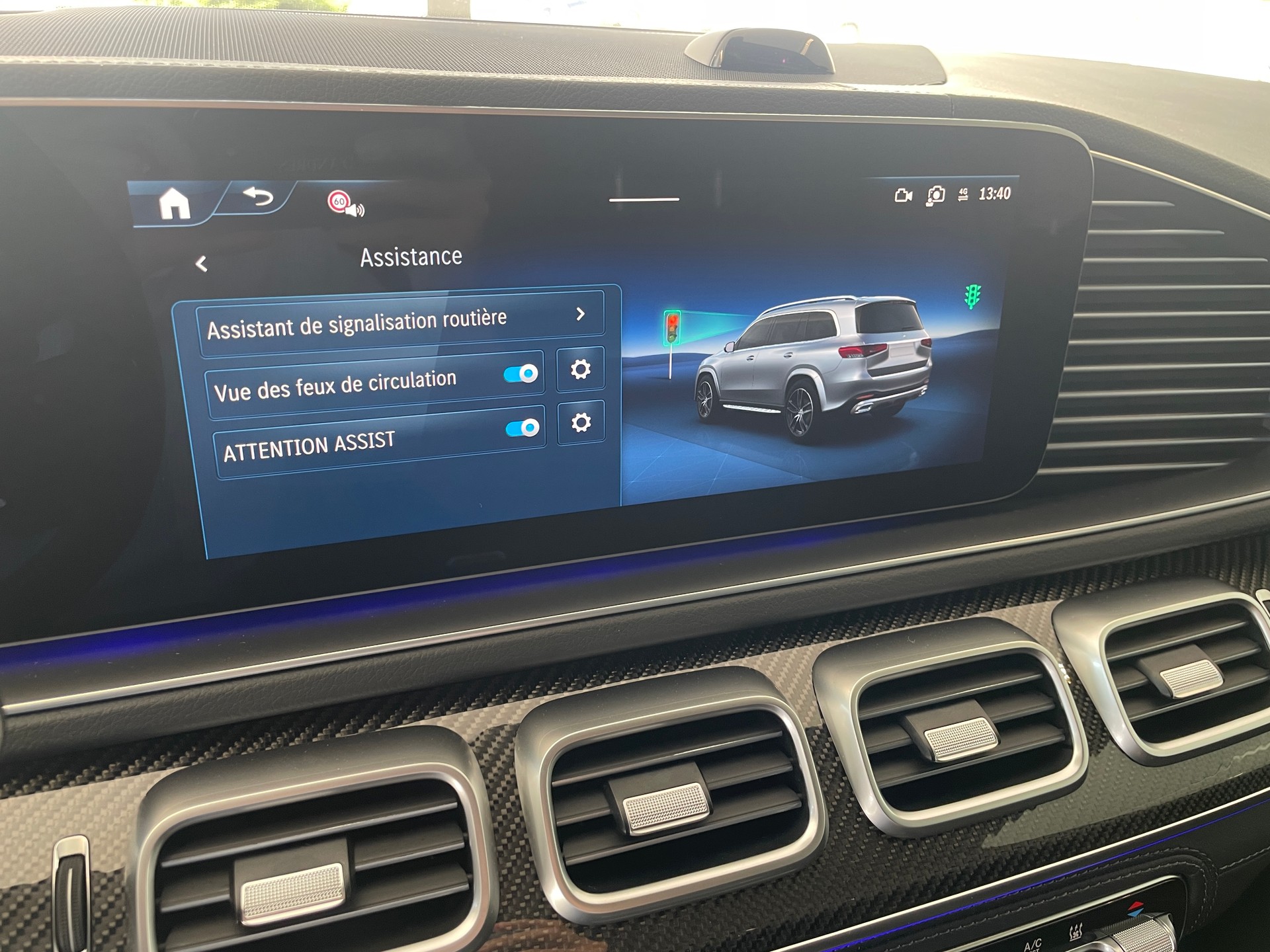 MERCEDES-BENZ GLS 450 d 4Matic 9G-Tronic AMG Line-image-25