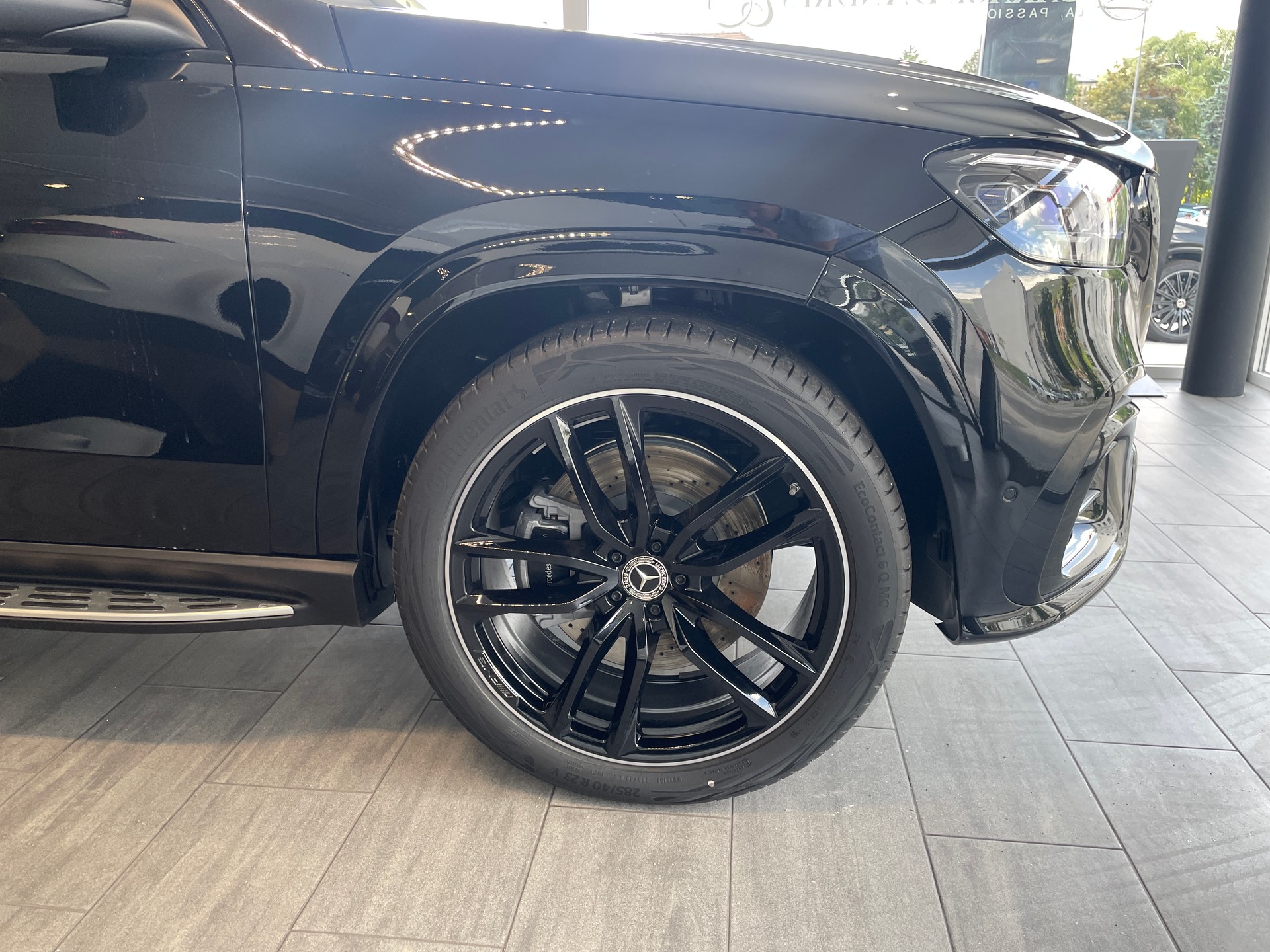 MERCEDES-BENZ GLS 450 d 4Matic 9G-Tronic AMG Line-image-3
