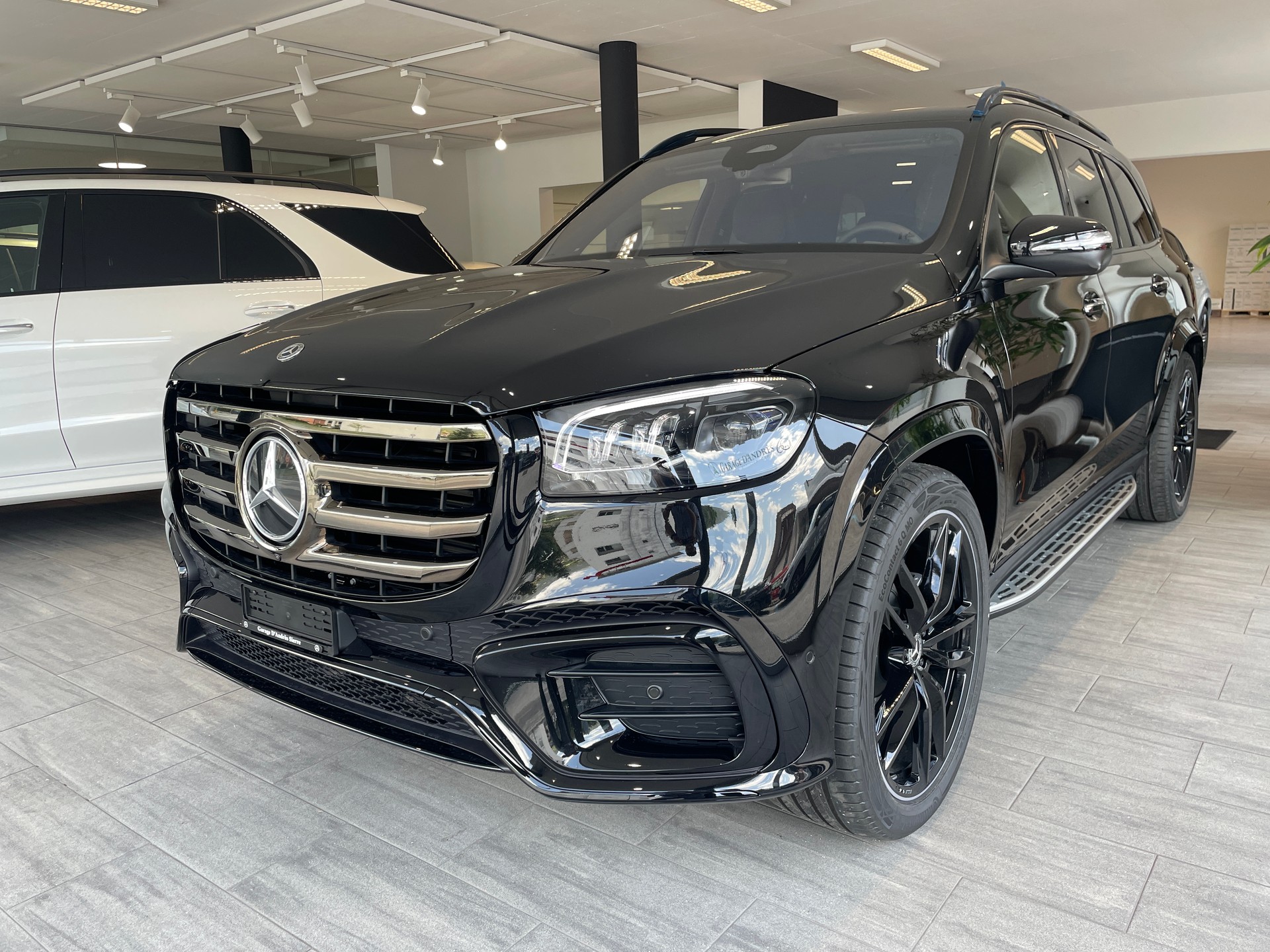 MERCEDES-BENZ GLS 450 d 4Matic 9G-Tronic AMG Line-image-0