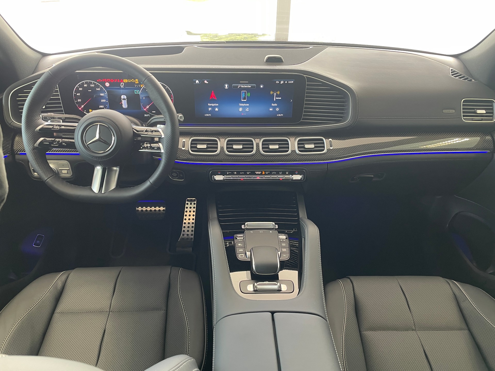 MERCEDES-BENZ GLS 450 d 4Matic 9G-Tronic AMG Line-image-15