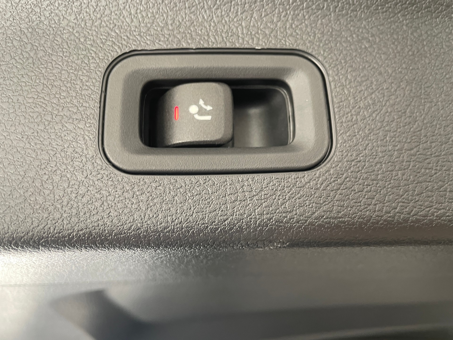 MERCEDES-BENZ GLS 450 d 4Matic 9G-Tronic AMG Line-image-6