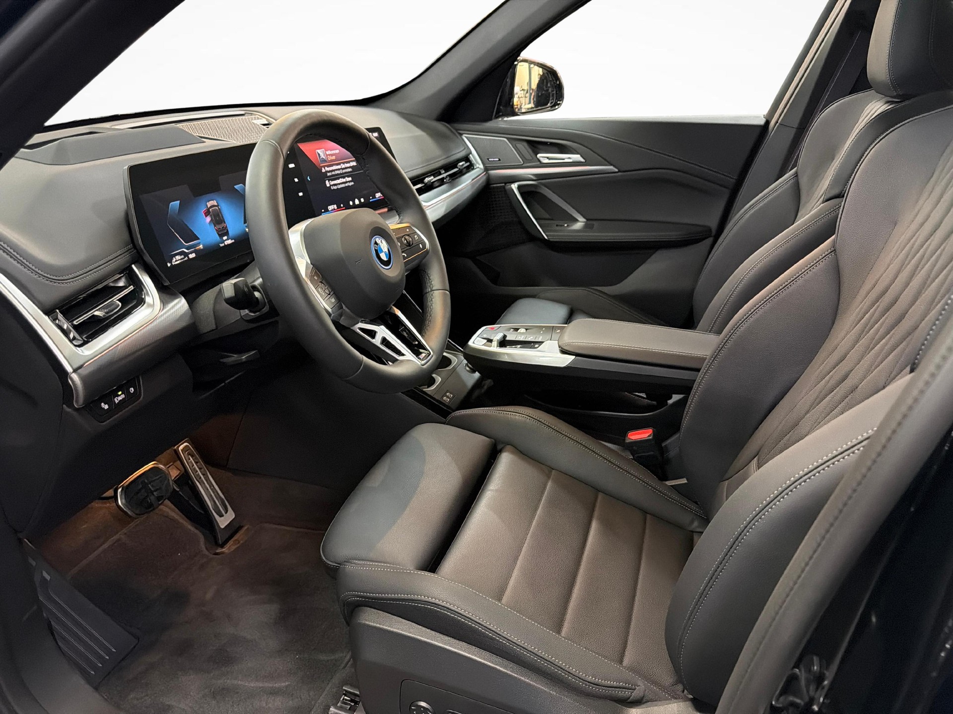 BMW X1 30e xDrive30e paddles-image-11