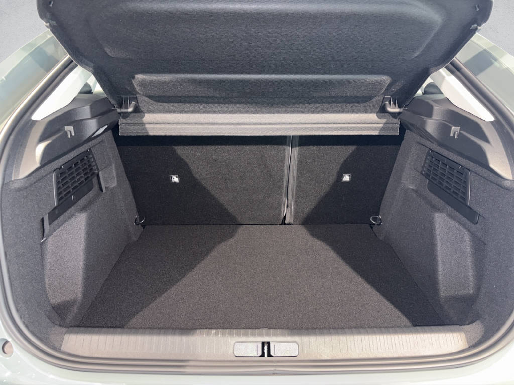CITROEN C4 1.2 Hybrid Plus-image-7