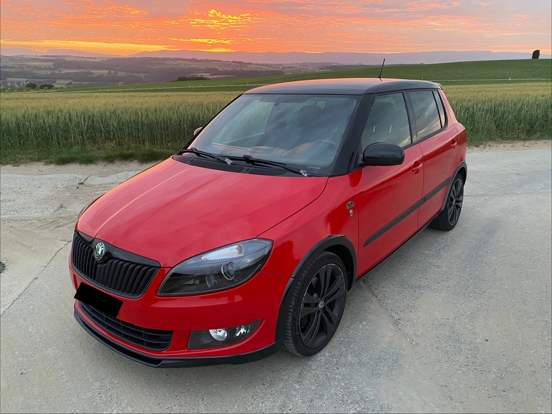 SKODA Fabia 1.2 TSI Monte Carlo-image-0