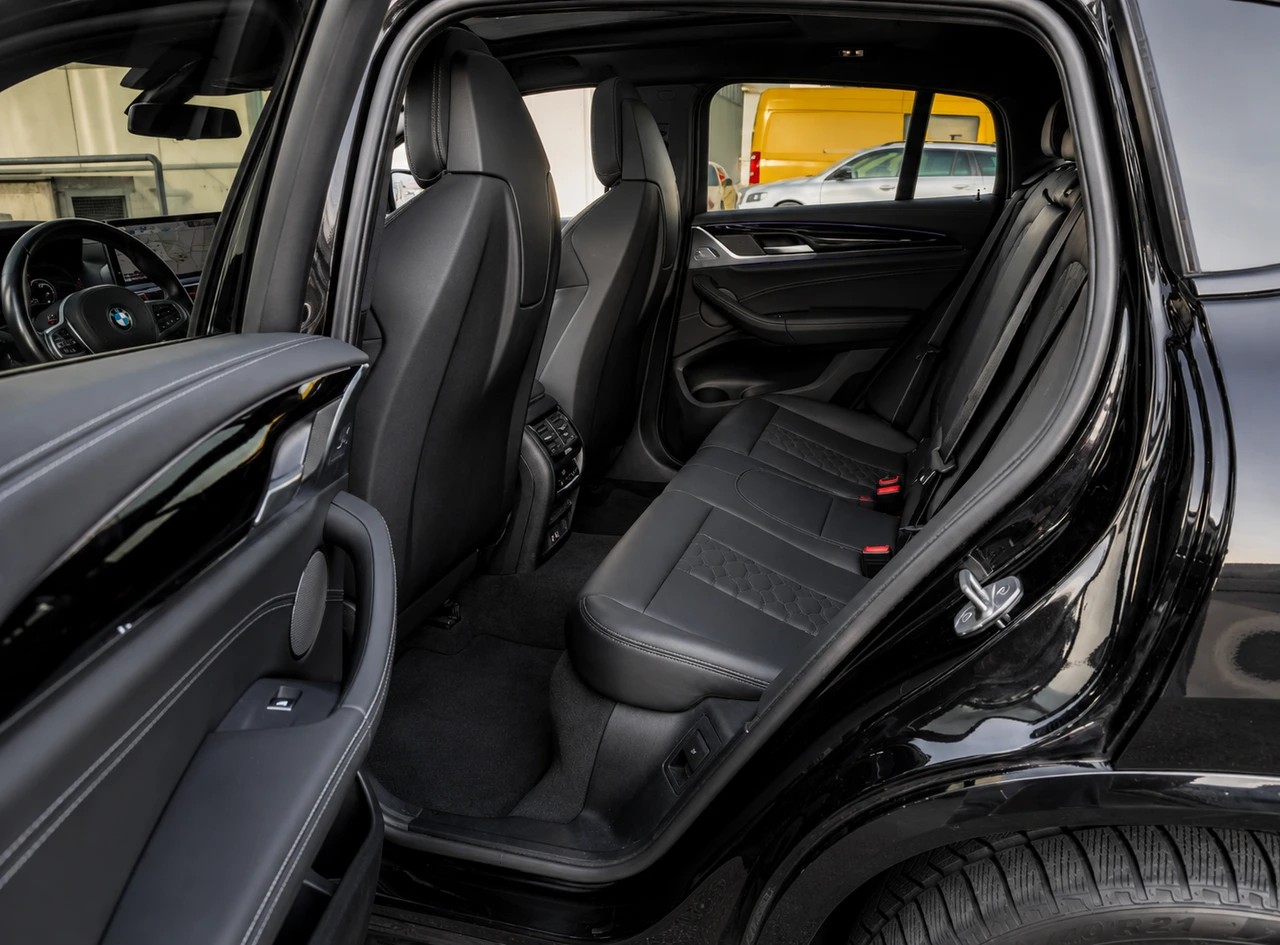 BMW X4 M Competition CH - FAHRZEUG-image-8